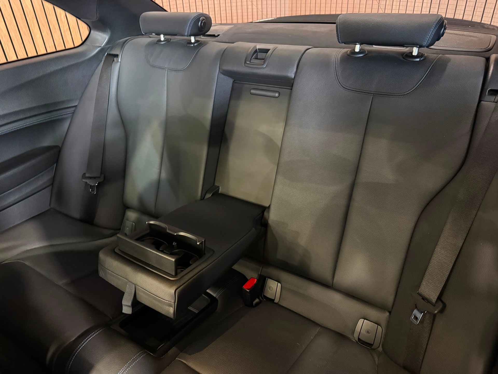 BMW M240i xDrive Steptronic-image-16