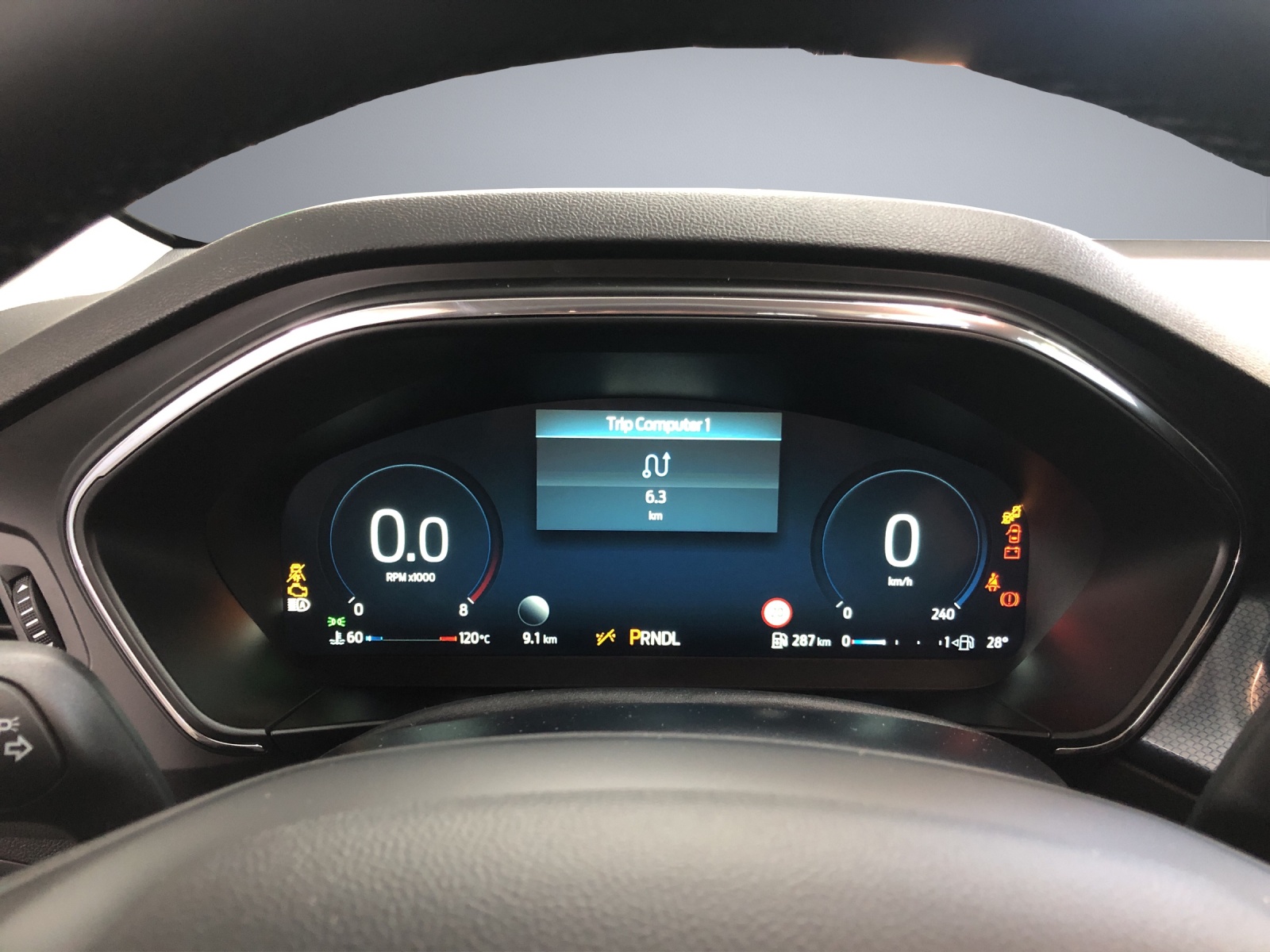 FORD Focus 1.0i EcoB Hybrid 155 Act-image-6