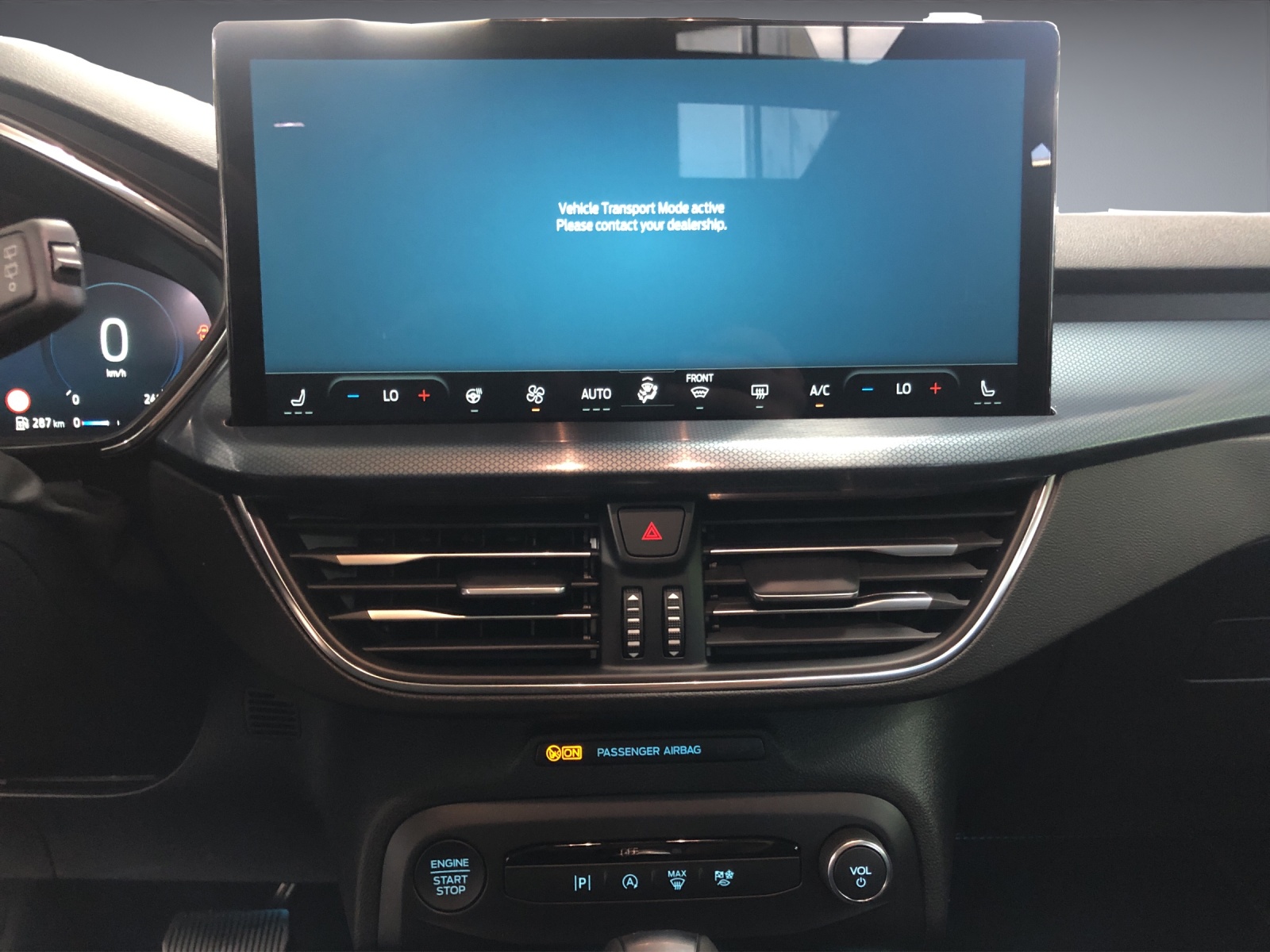 FORD Focus 1.0i EcoB Hybrid 155 Act-image-10