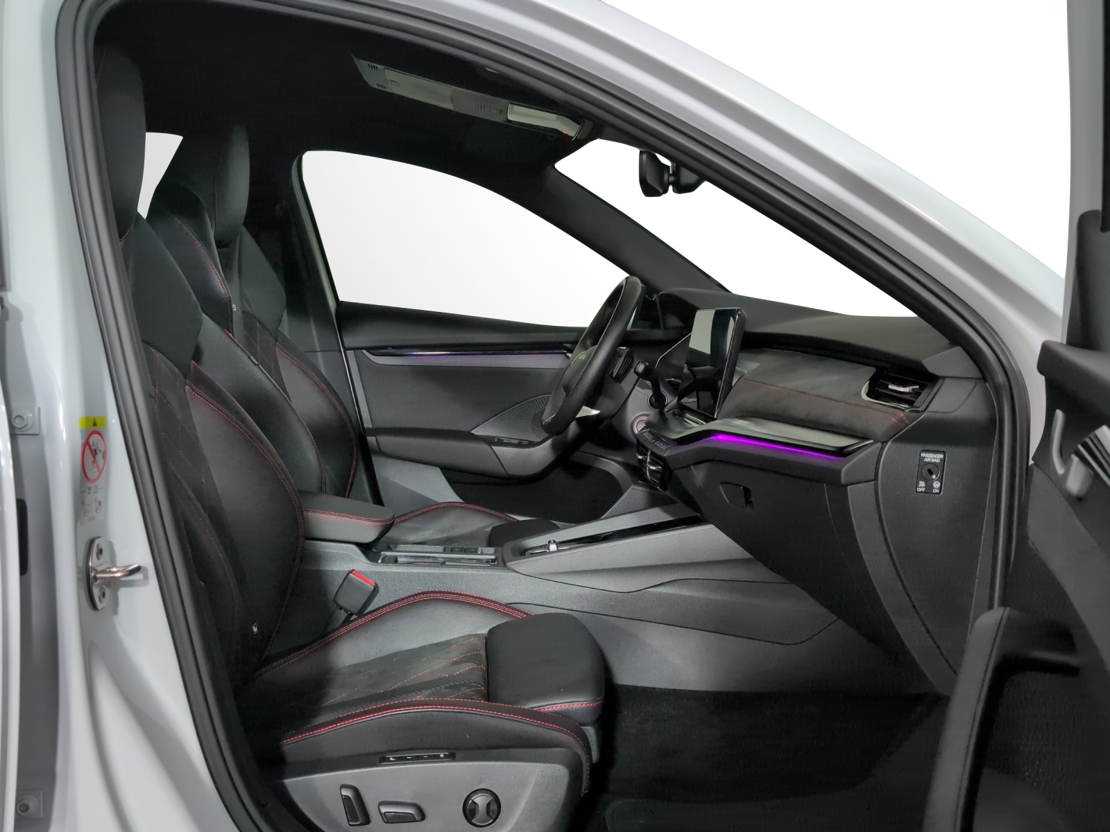 SKODA Octavia Combi 2.0 TSI DSG RS-image-6