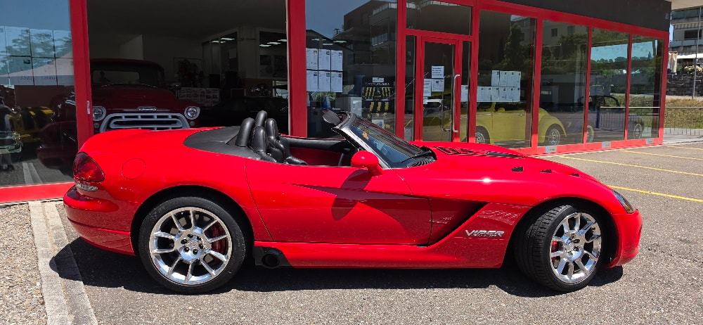 DODGE Viper SRT-10-image-1