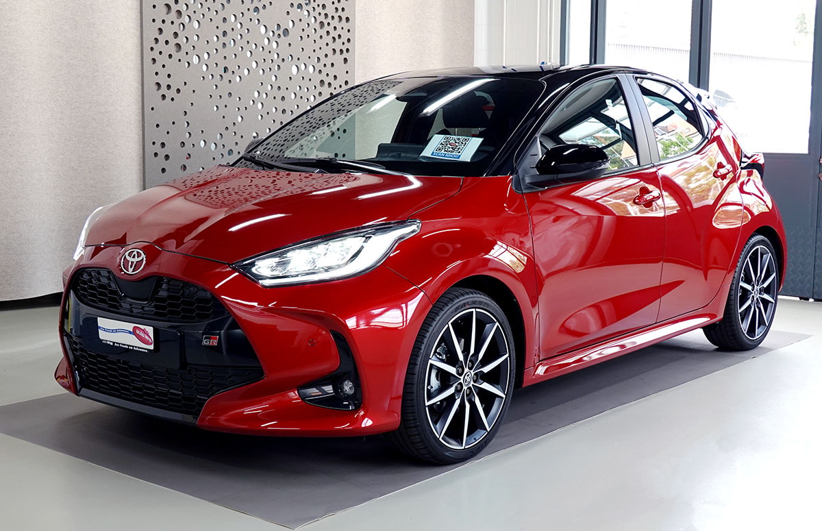 TOYOTA Yaris 1.5 GR Sport e-CVT-image-0