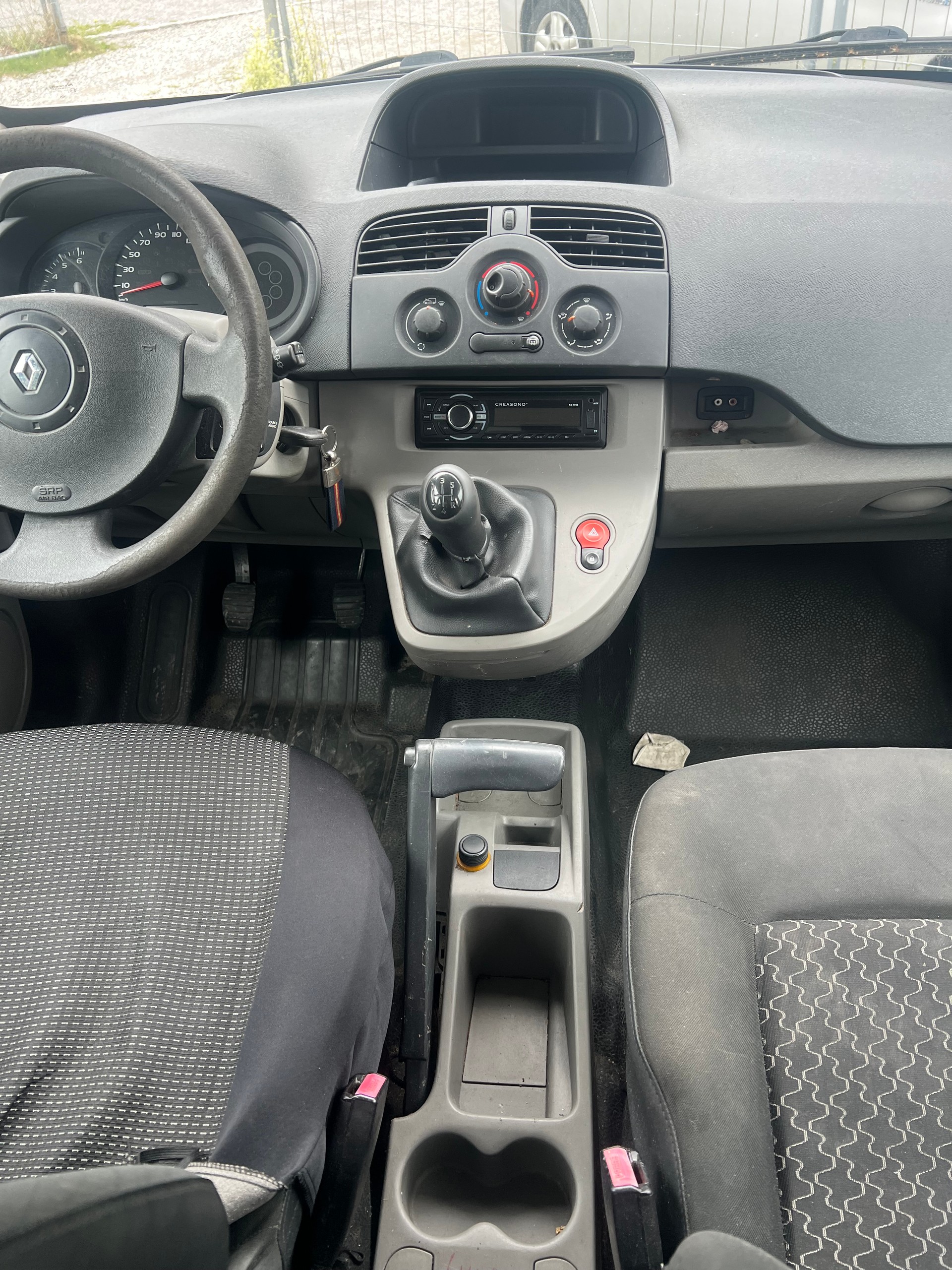 RENAULT Kangoo 1.5 dCi Expression-image-8
