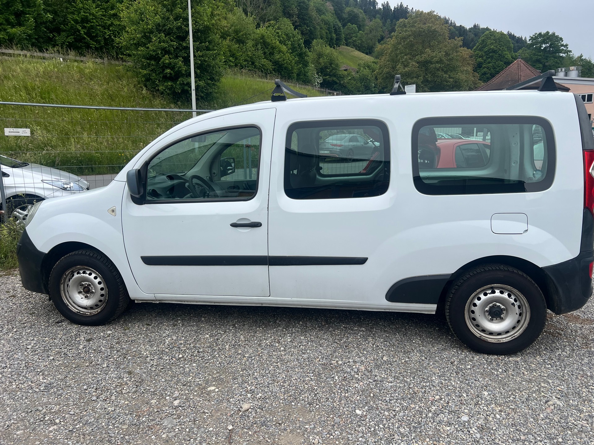 RENAULT Kangoo 1.5 dCi Expression-image-6
