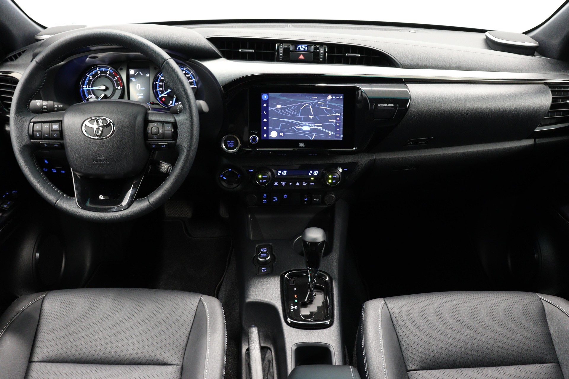 TOYOTA Hilux Double Cab.-Pick-up 2.8 D-4D MHEV 204 Invincible-image-7