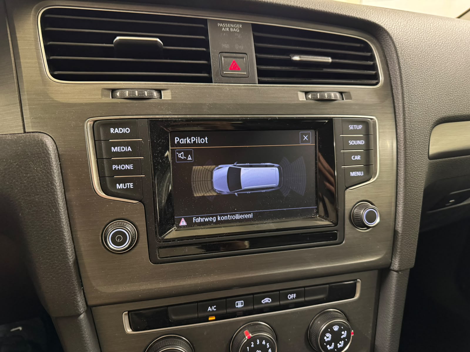 VW Golf Variant 1.4 TSI Comfortline-image-14