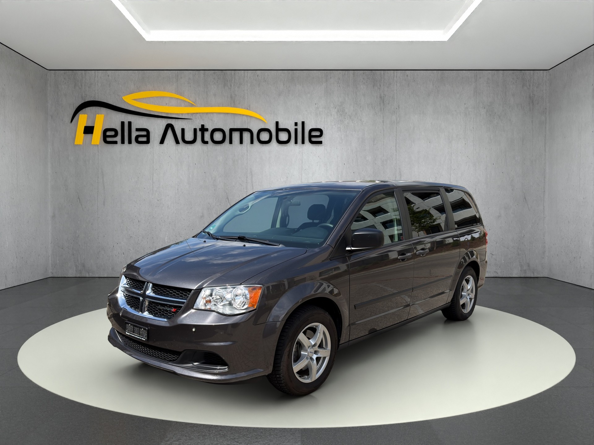 DODGE Caravan-image-0