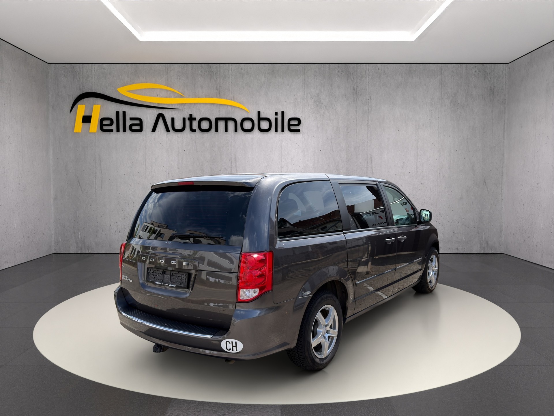 DODGE Caravan-image-5