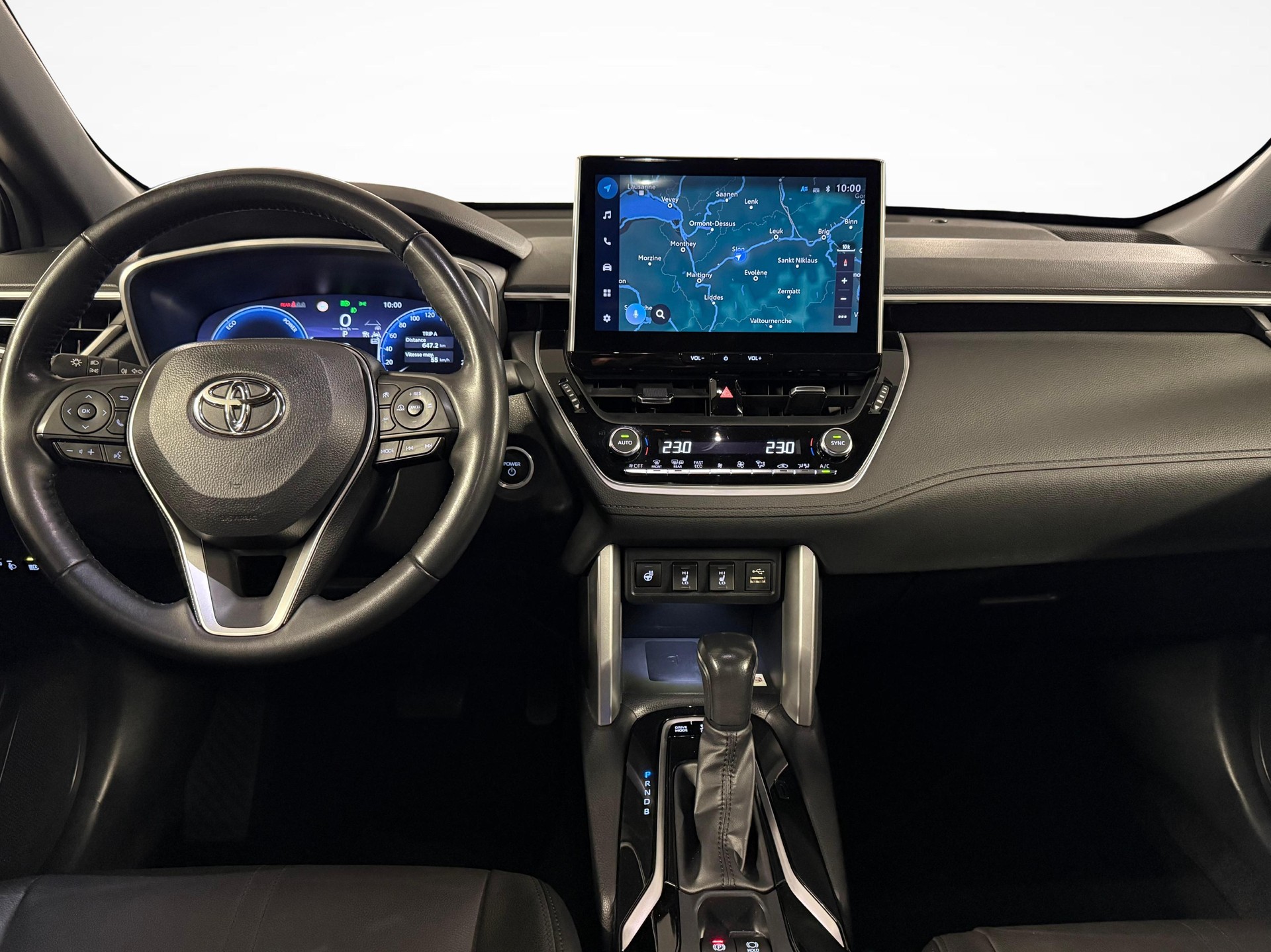 TOYOTA Corolla Cross 2.0 HSD Trend AWD-i-image-11