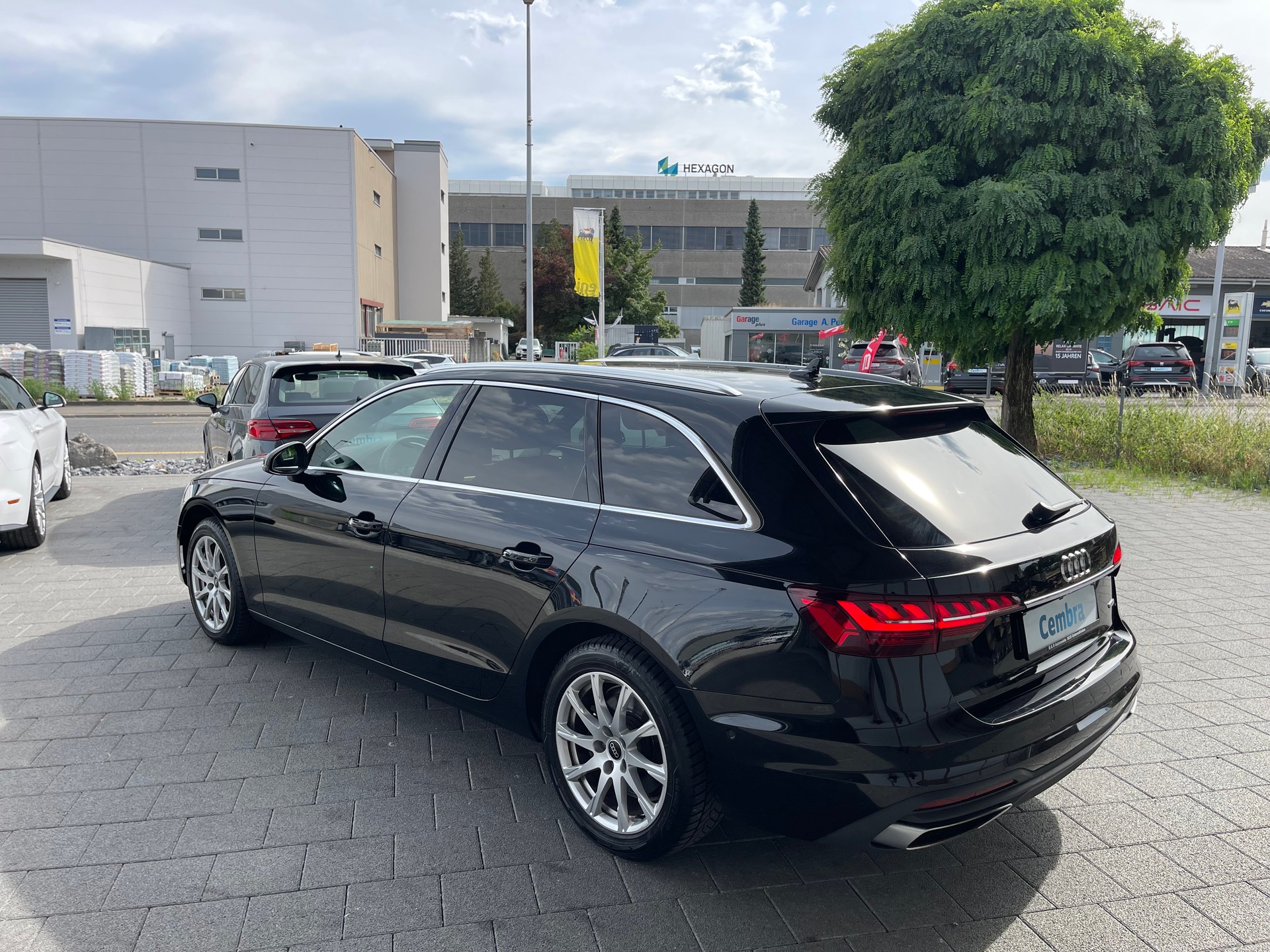 AUDI A4 Avant 40 TDI quattro S-tronic-image-7