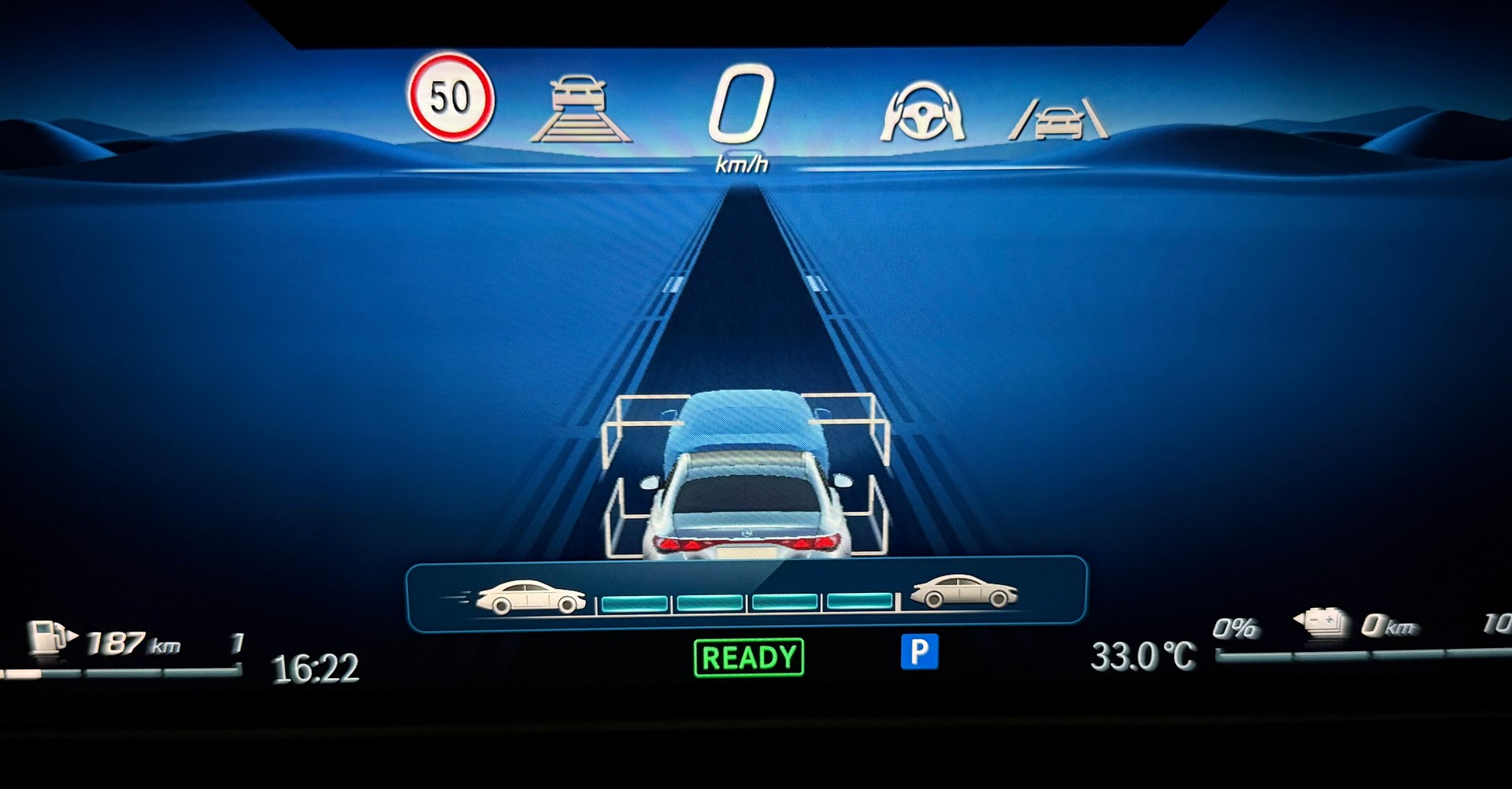 MERCEDES-BENZ E 400 e EXCLUSIVE 4Matic 9G-Tronic-image-8