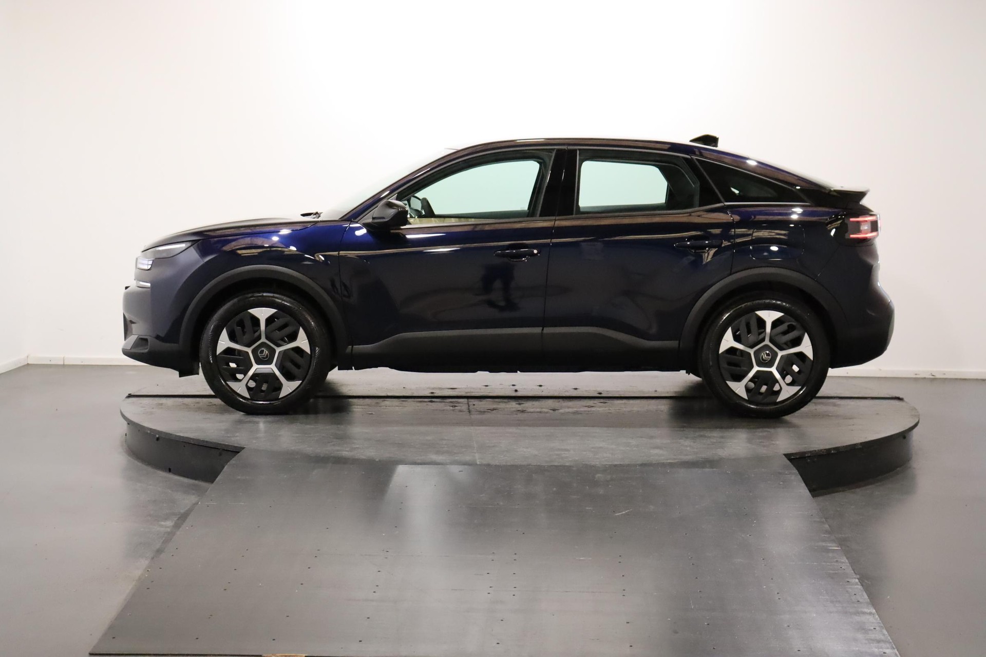 CITROEN e-C4 You+-showroom-element-1