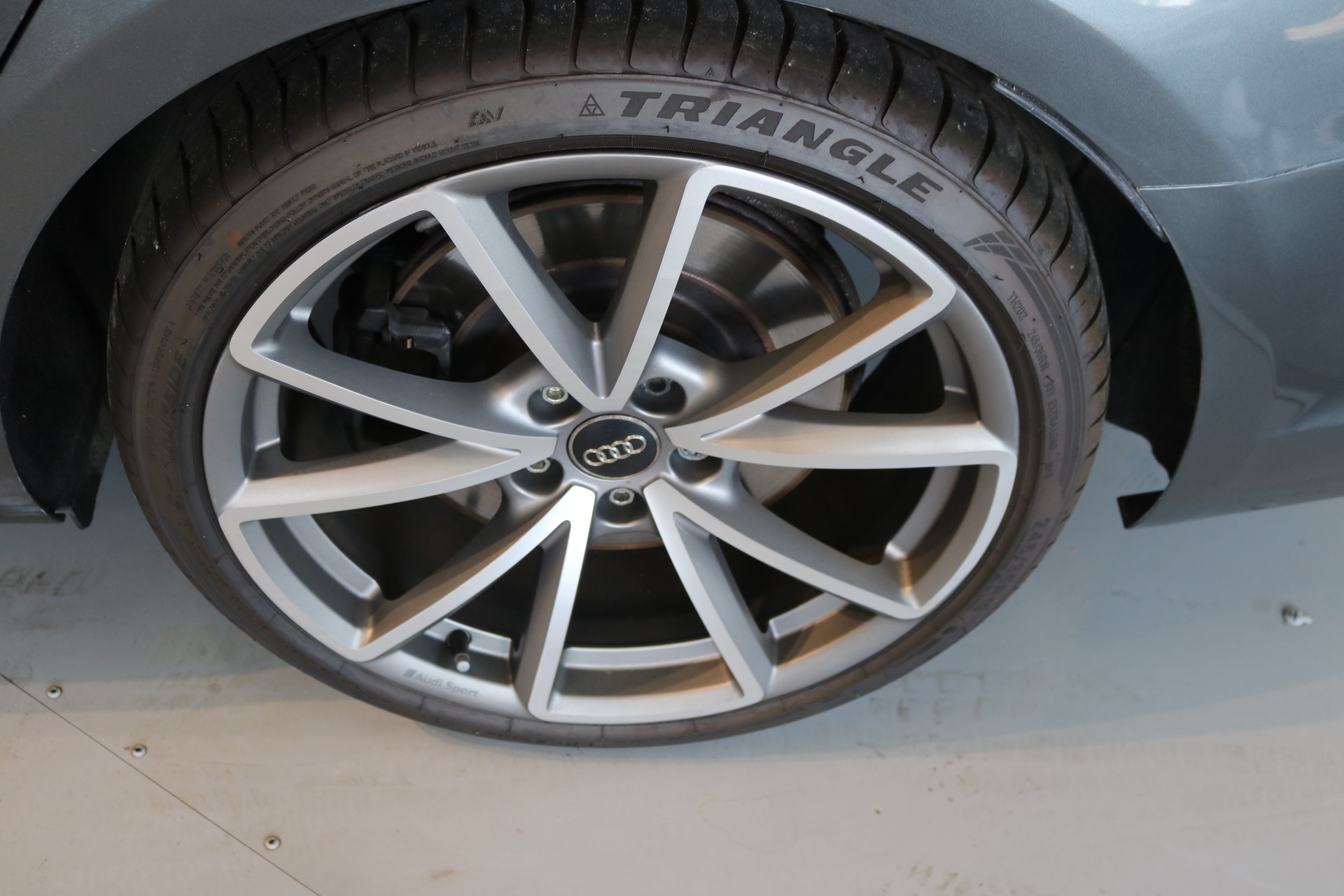 AUDI S4 Avant 3.0 TFSI quattro tiptronic-image-37