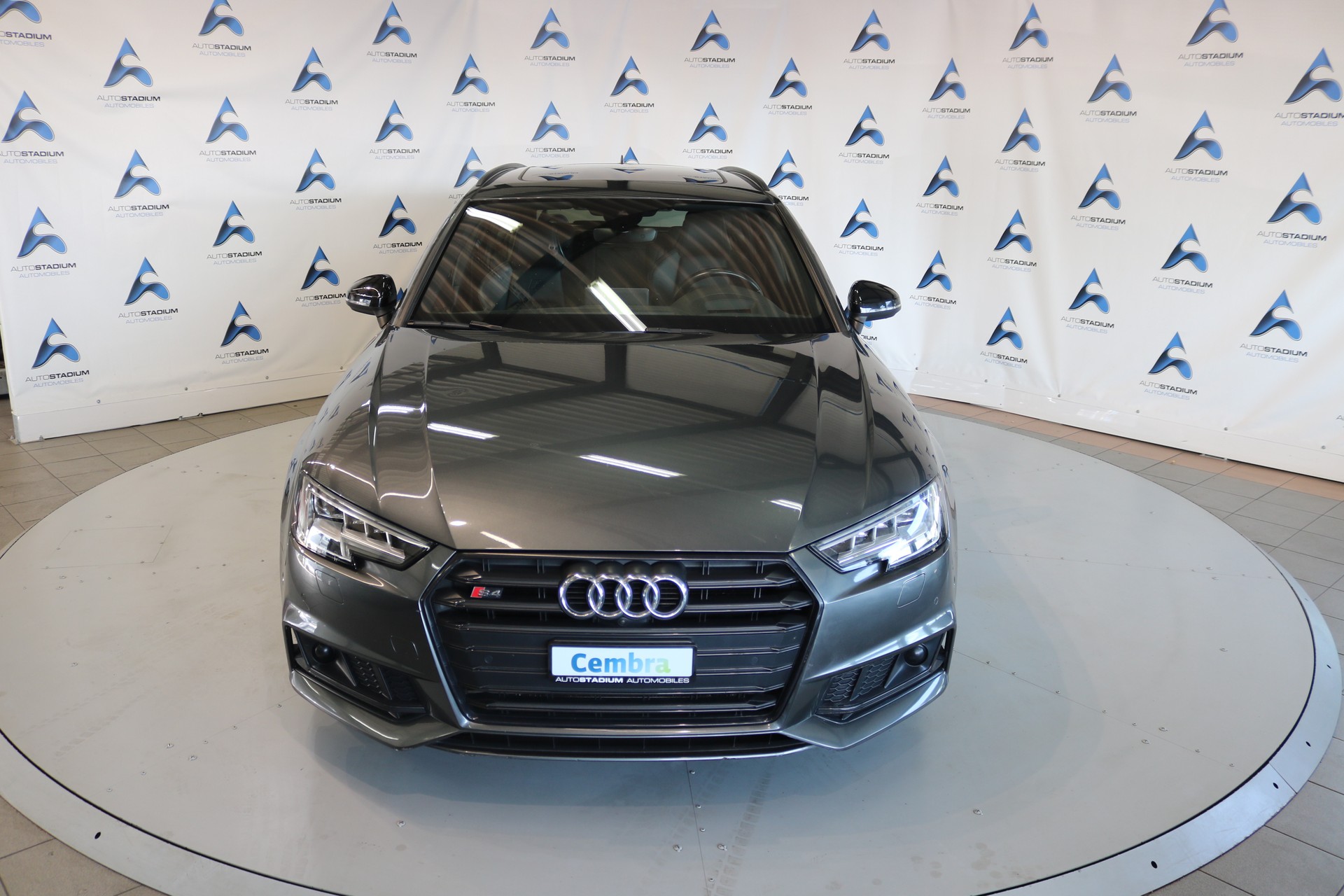 AUDI S4 Avant 3.0 TFSI quattro tiptronic-image-10