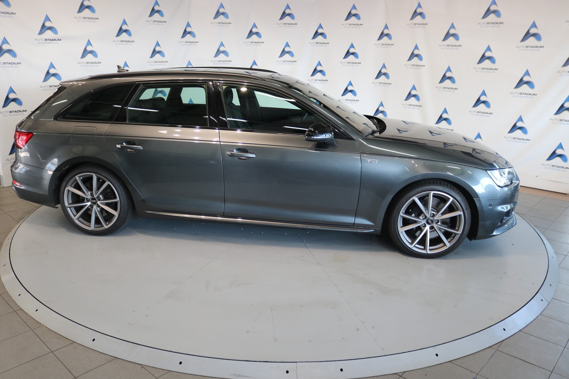AUDI S4 Avant 3.0 TFSI quattro tiptronic-image-33