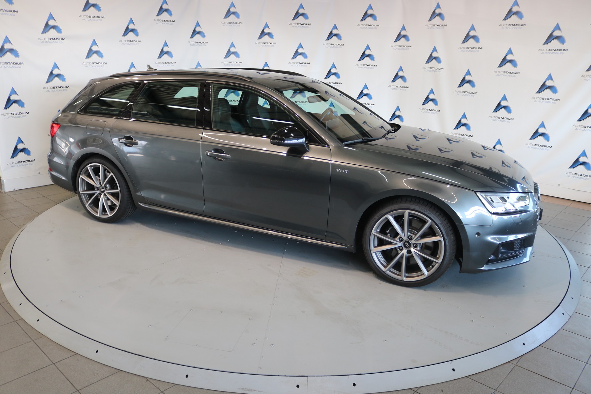AUDI S4 Avant 3.0 TFSI quattro tiptronic-image-34