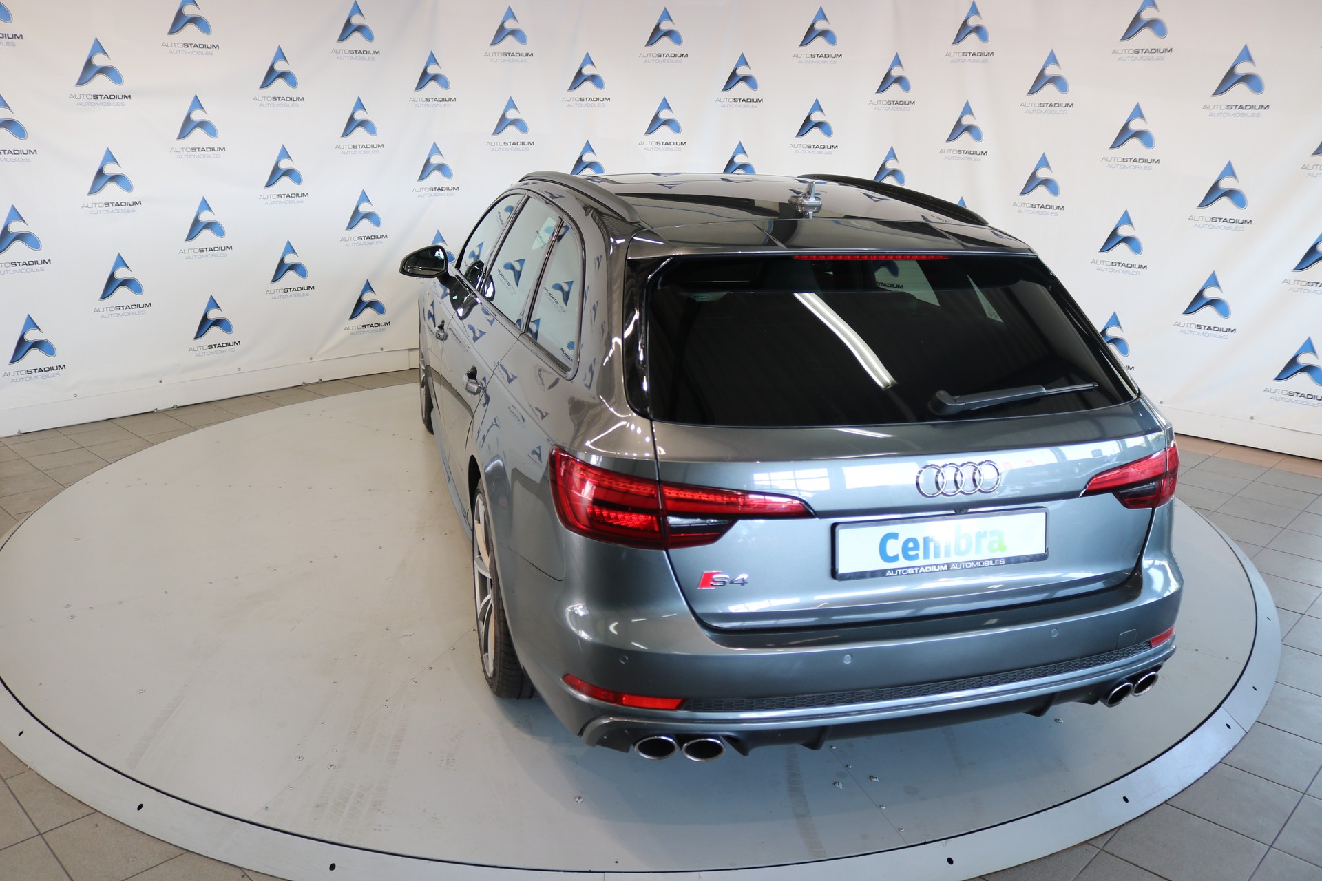 AUDI S4 Avant 3.0 TFSI quattro tiptronic-image-24