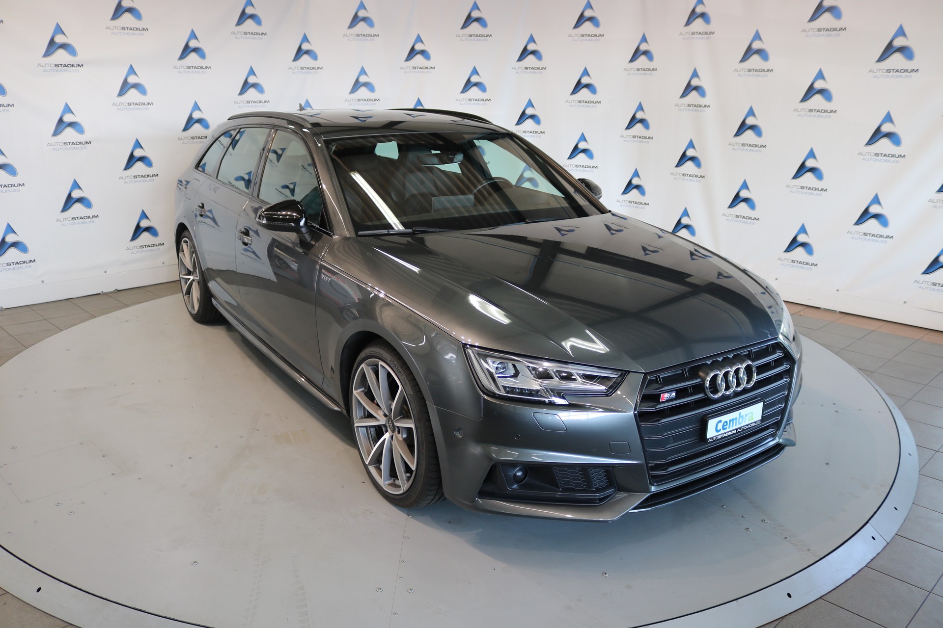 AUDI S4 Avant 3.0 TFSI quattro tiptronic-image-0