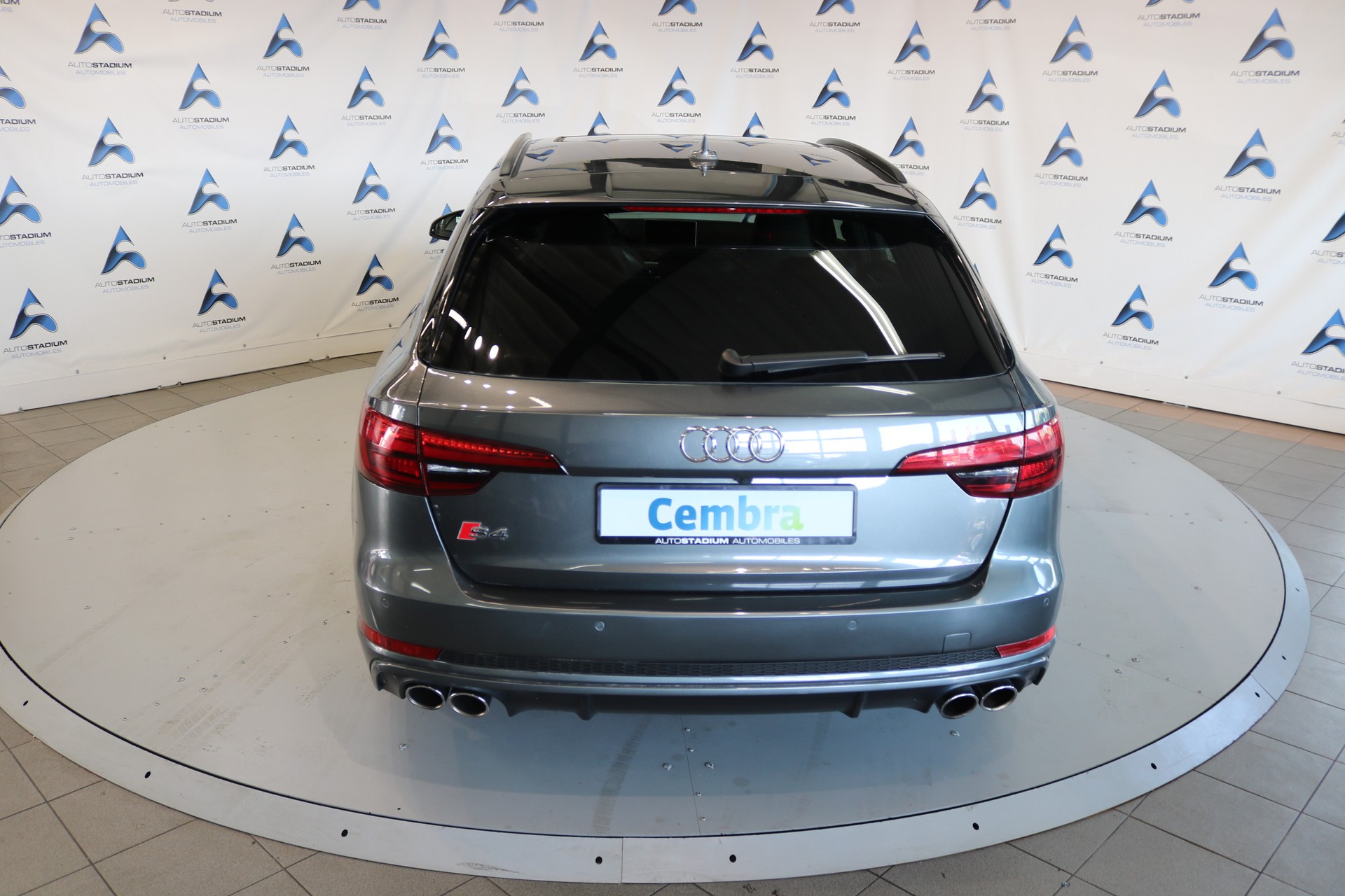 AUDI S4 Avant 3.0 TFSI quattro tiptronic-image-25