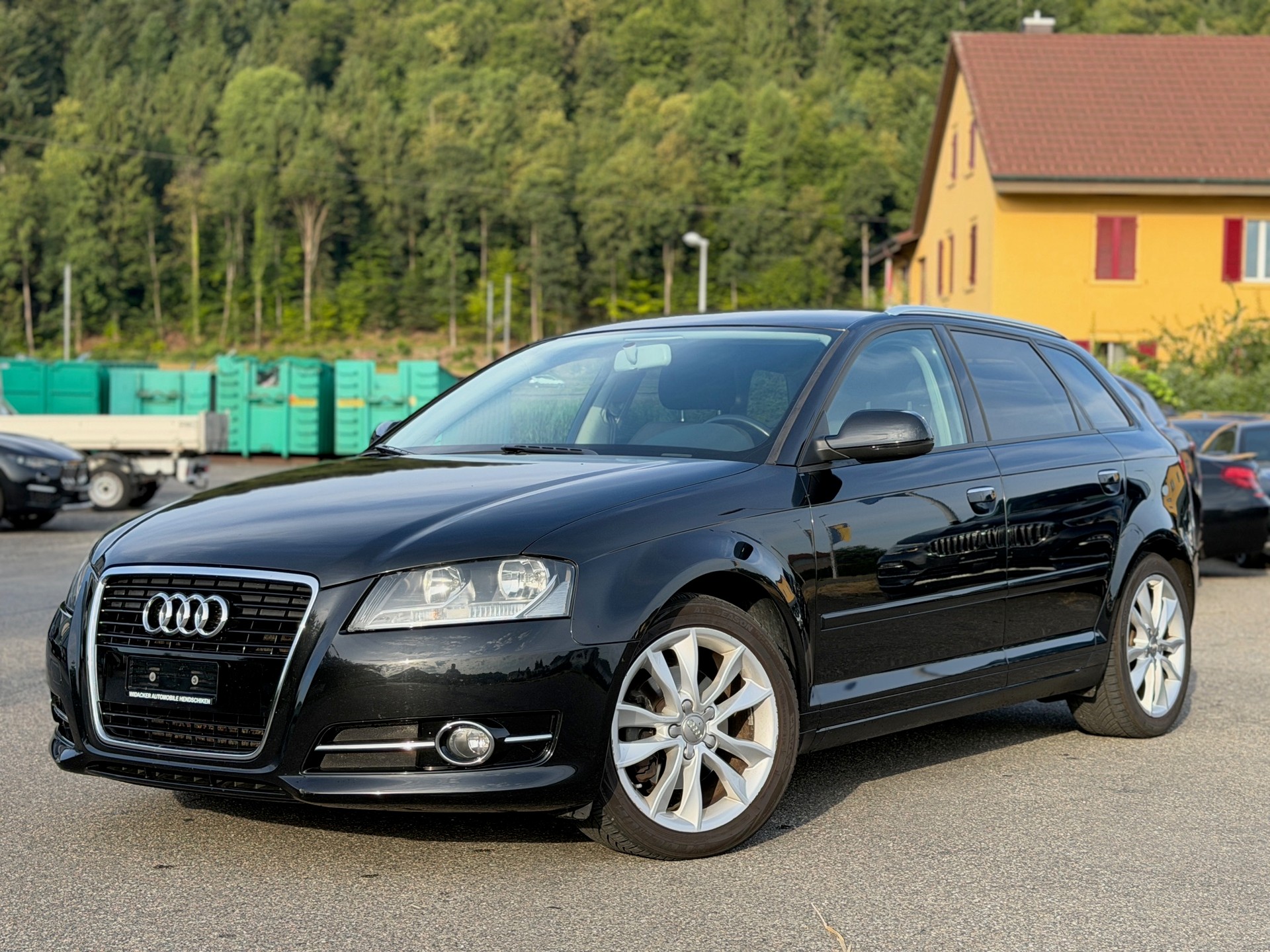 AUDI A3 Sportback 2.0 TDI Ambition-image-0