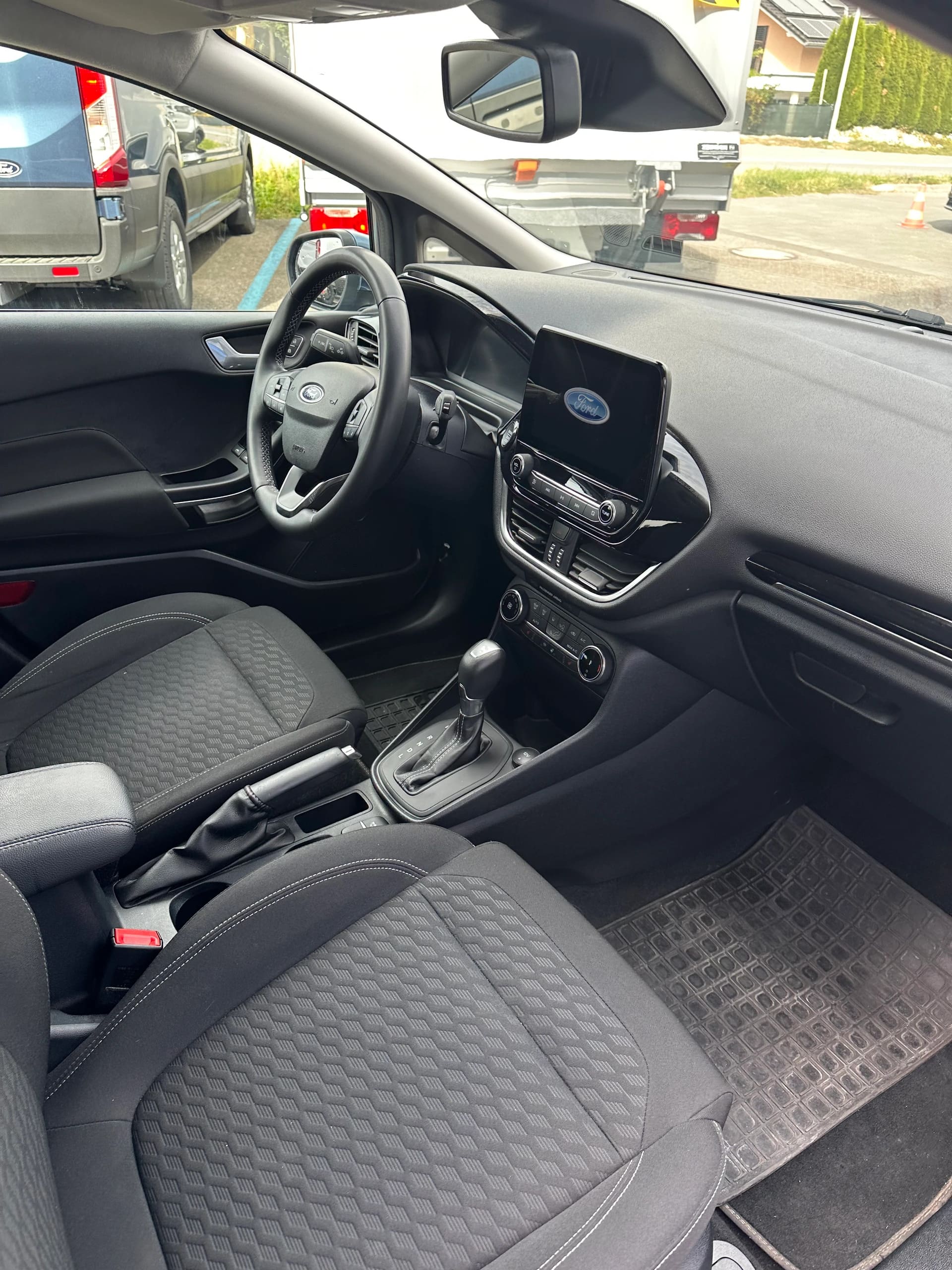 FORD Fiesta 1.0 EcoB Hybrid Titaniu Titanium X/125 CV/Au-image-11
