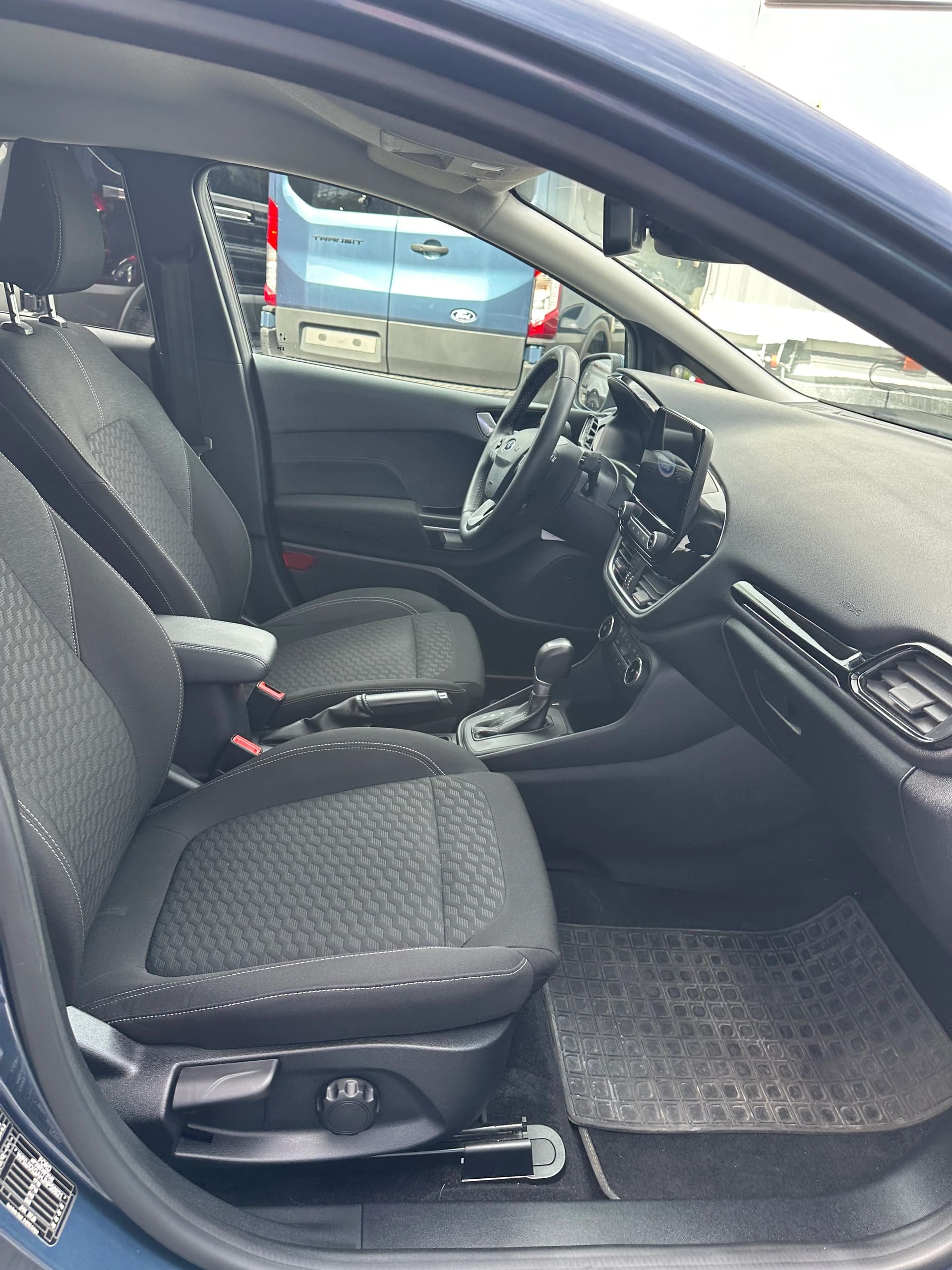 FORD Fiesta 1.0 EcoB Hybrid Titaniu Titanium X/125 CV/Au-image-12