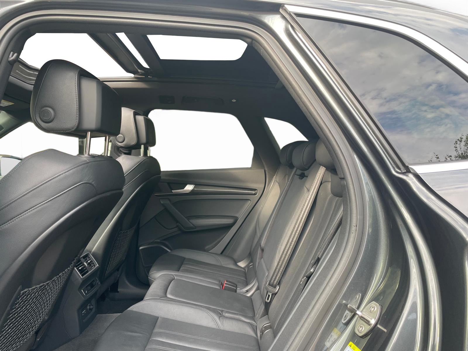 AUDI SQ5 3.0 TFSI quattro S-tronic-image-6