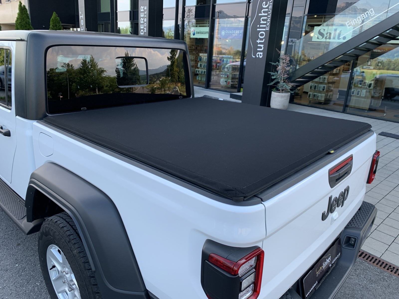 JEEP Gladiator 3.0 V6 Overland-image-15