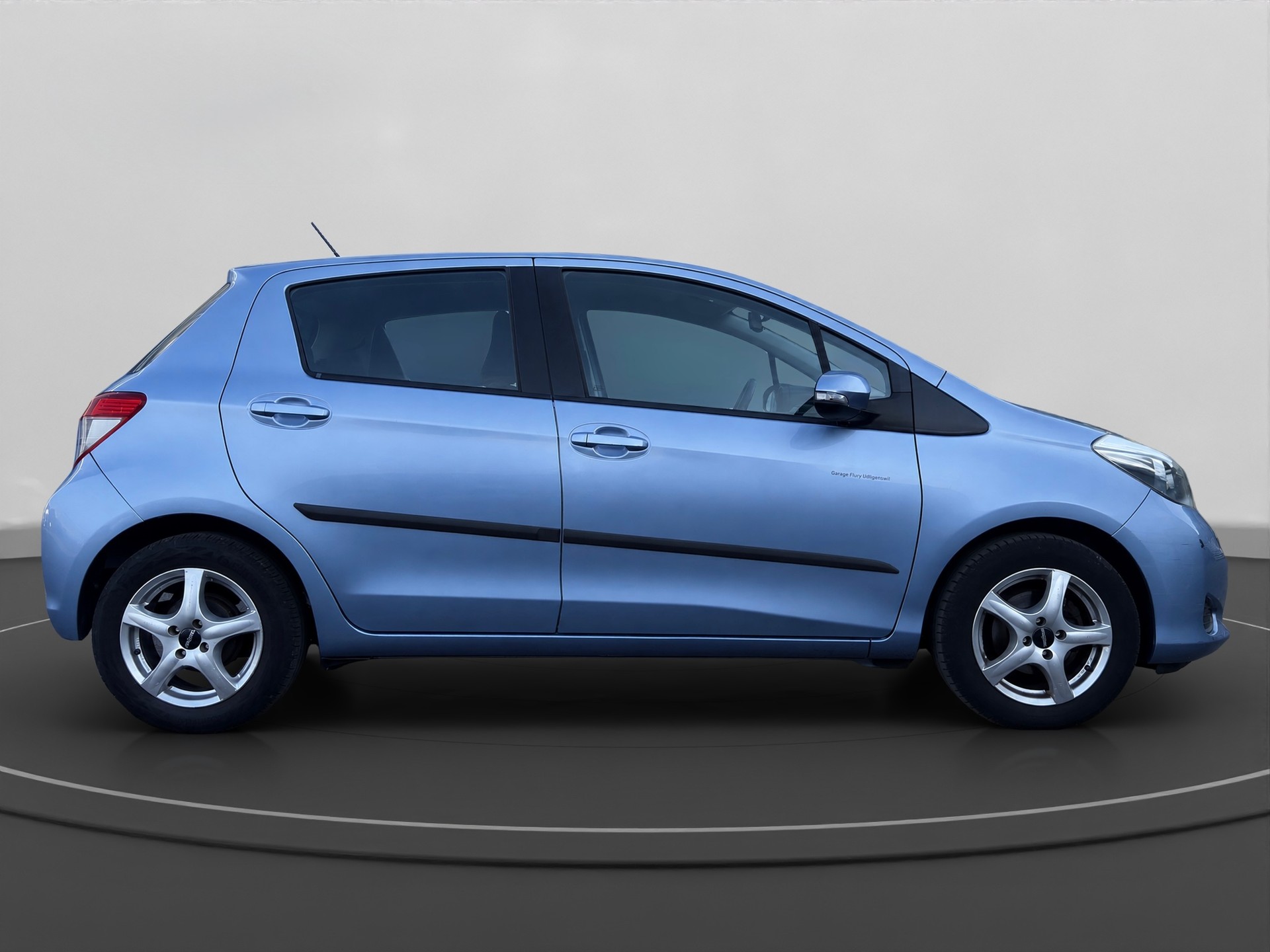 TOYOTA Yaris 1.33 Sol Premium Multidrive-image-5