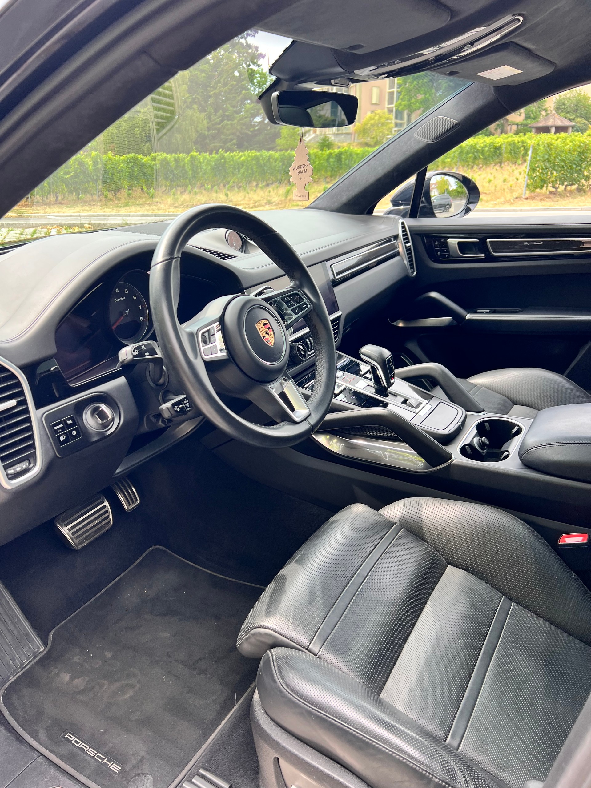 PORSCHE 4.0 V8 Turbo coupé-image-5