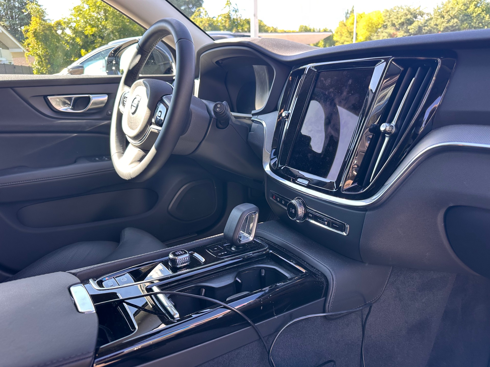 VOLVO V60 T6 eAWD Plug in Hybrid Plus Dark Geartronic-image-6