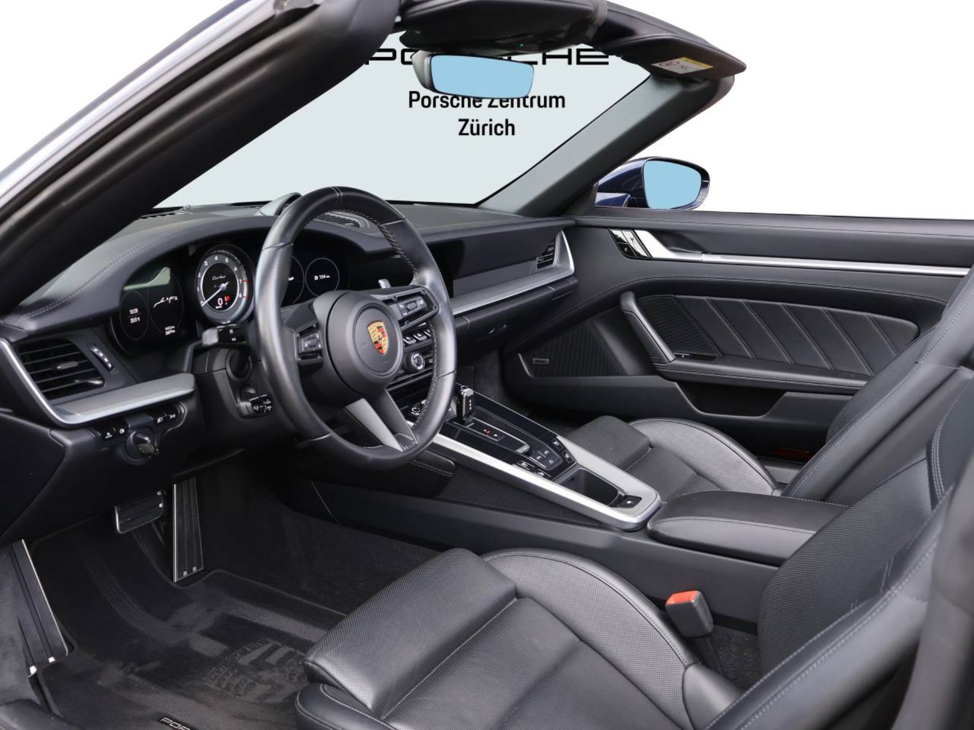 PORSCHE 911 Turbo Cabriolet-image-3
