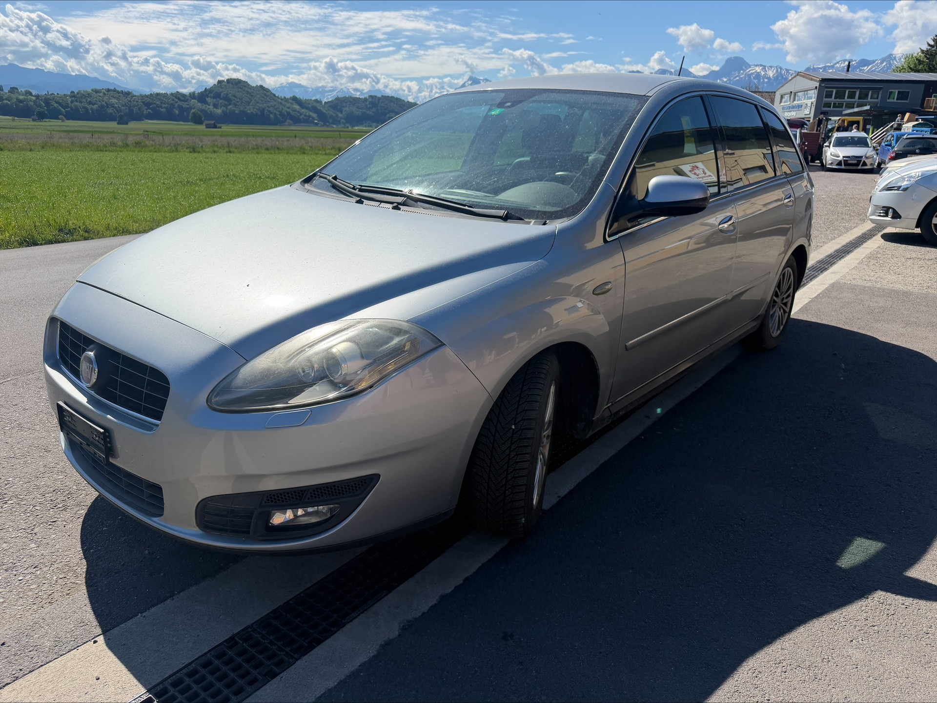 FIAT Croma 1.9 16V JTD Emotion-image-0