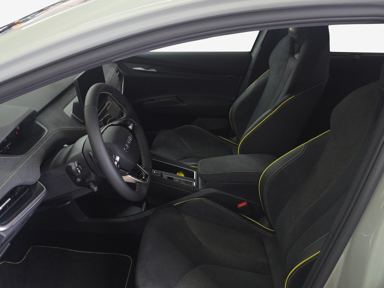 SKODA Elroq RS 4x4-image-7