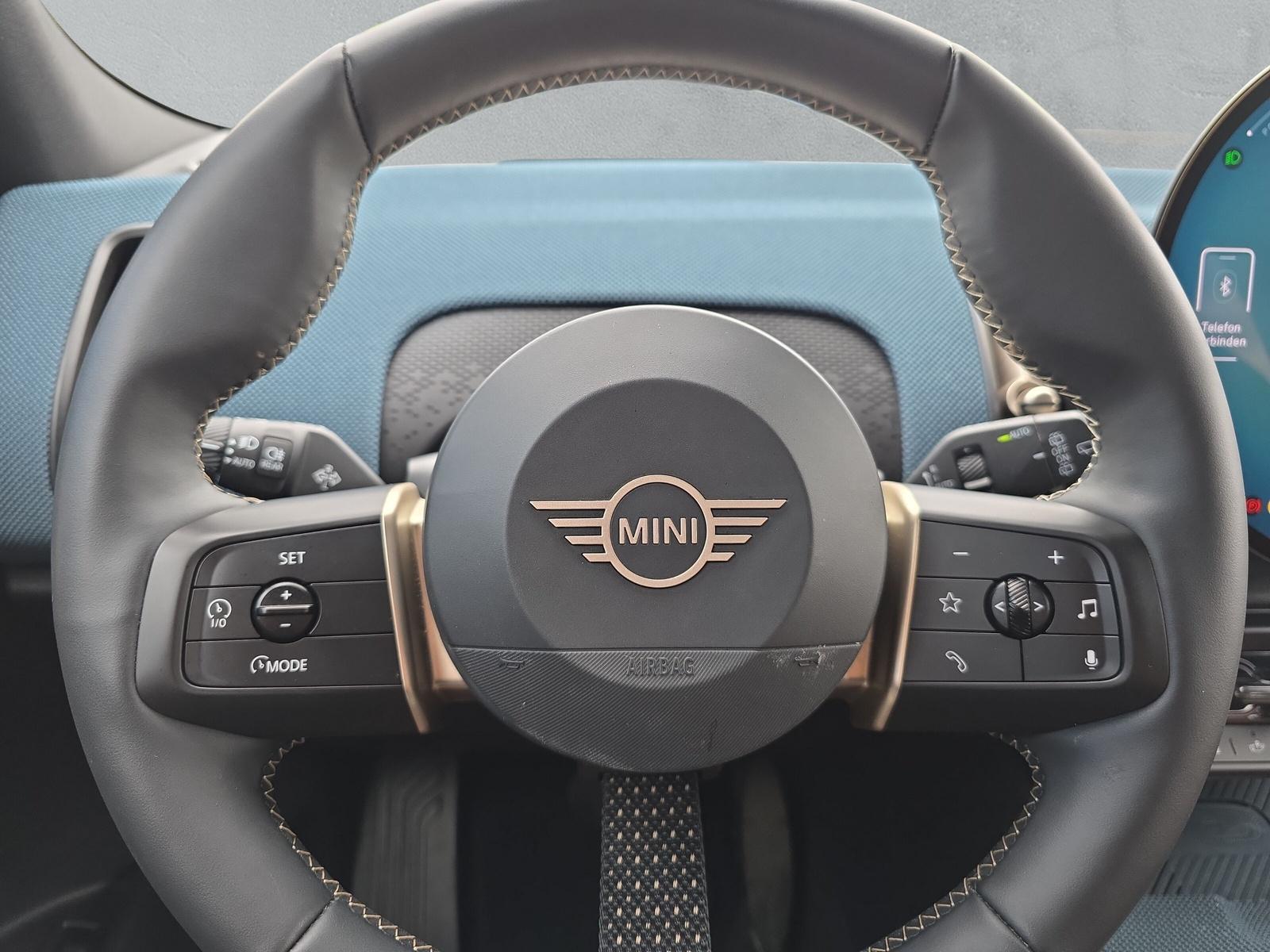MINI Countryman SE ALL4 U25 (CH) ** Smokey Green ** 100 % électrique **-image-22