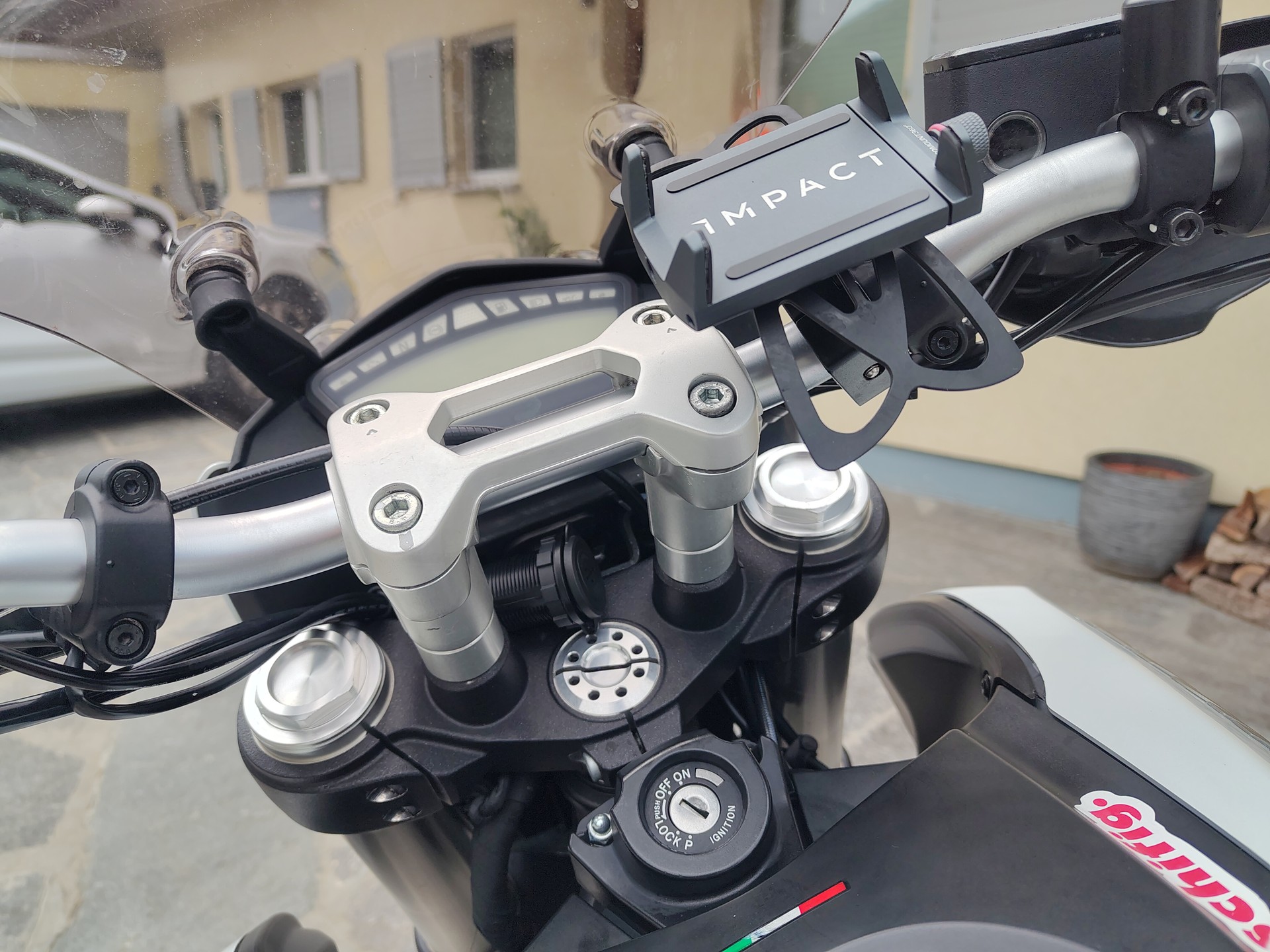 DUCATI Hypermotard/Hyperstrada 821-image-10
