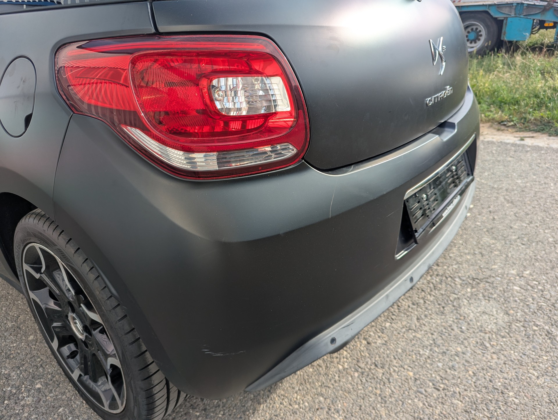 DS AUTOMOBILES DS3 1.6 THP Black & Silver-image-28