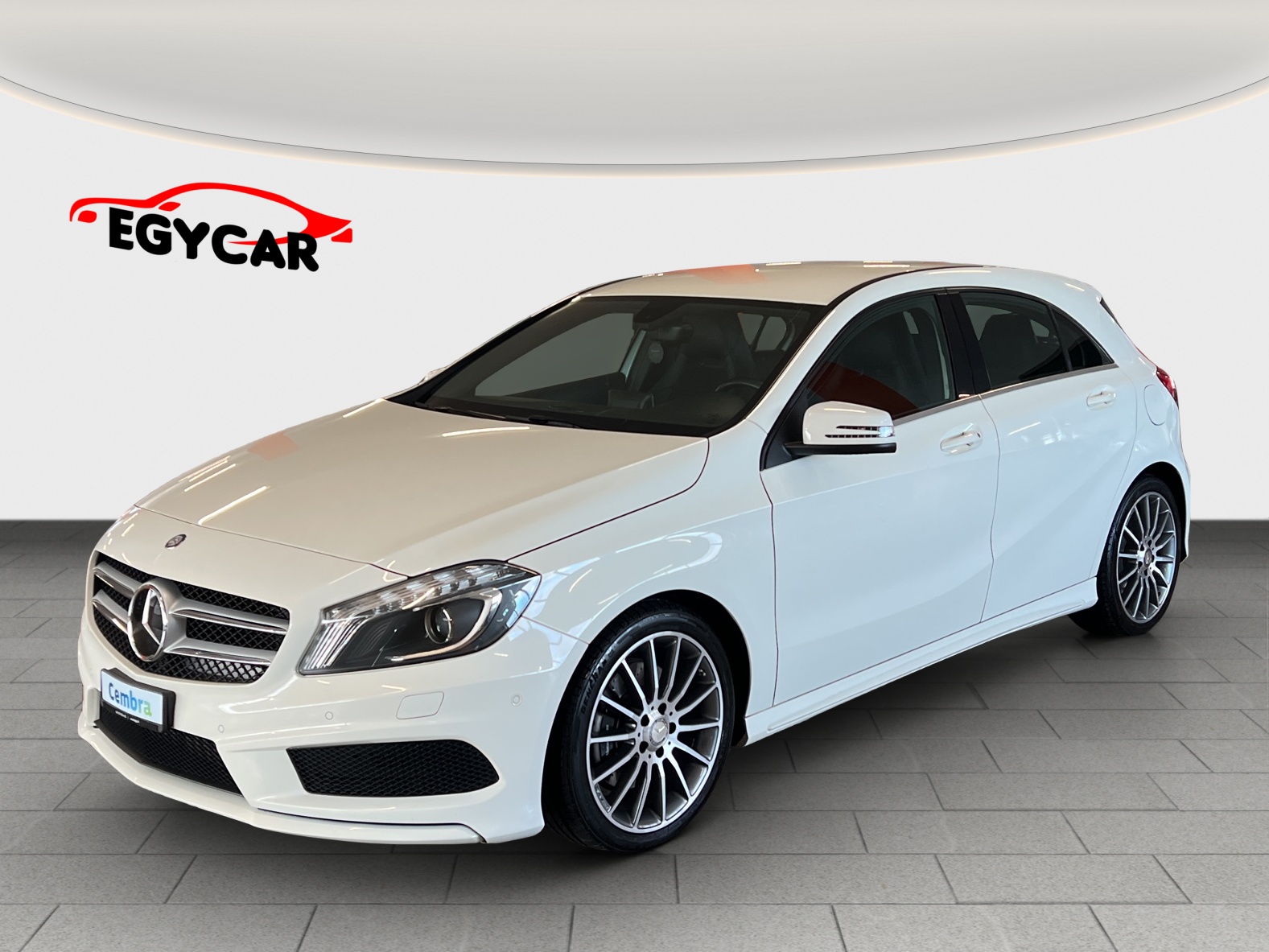 MERCEDES-BENZ A 250 AMG Line 4Matic 7G-DCT-image-2