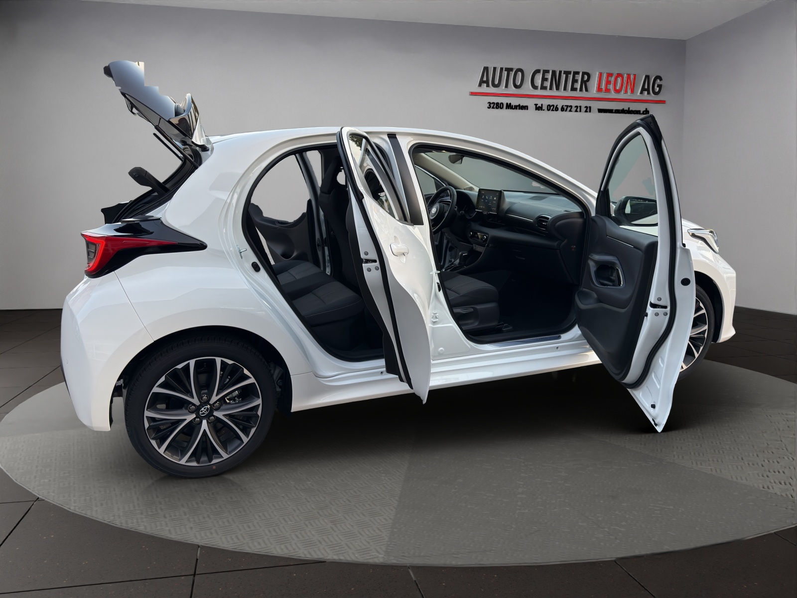 TOYOTA Yaris 1.5 Teamplayer e-CVT-image-20