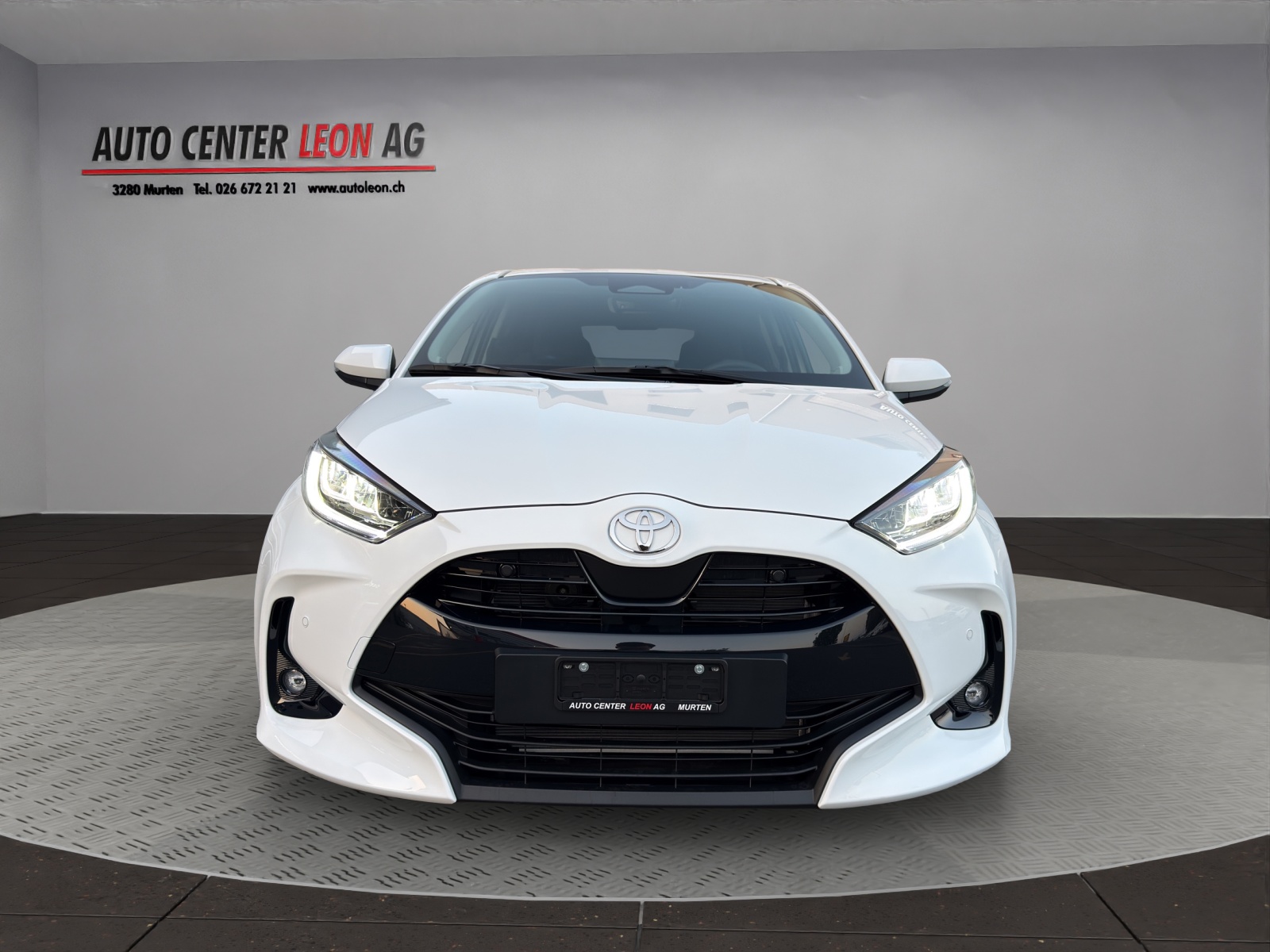TOYOTA Yaris 1.5 Teamplayer e-CVT-image-0