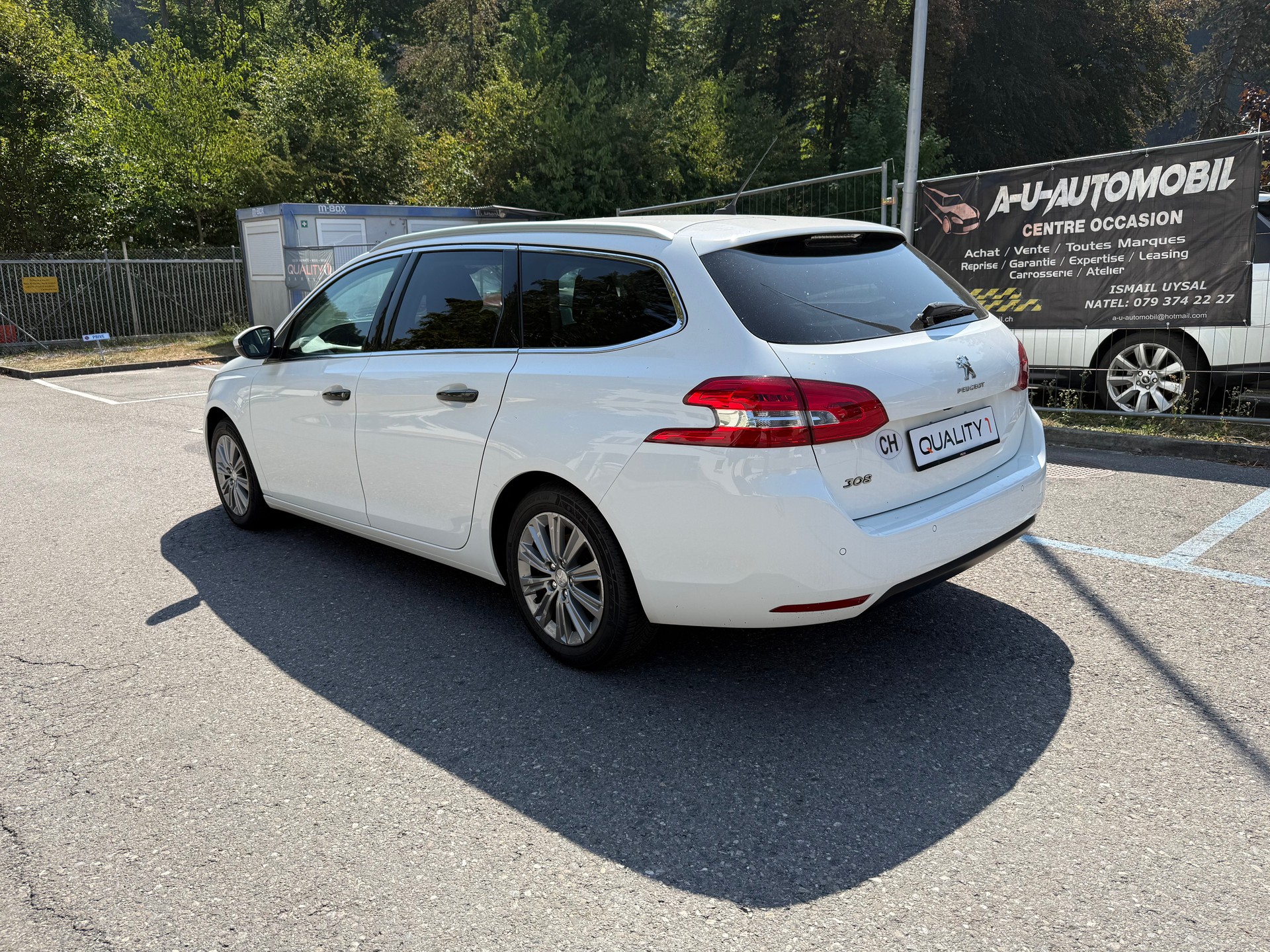 PEUGEOT 308 SW 1.5 BlueHDI Active Pack EAT8-image-3