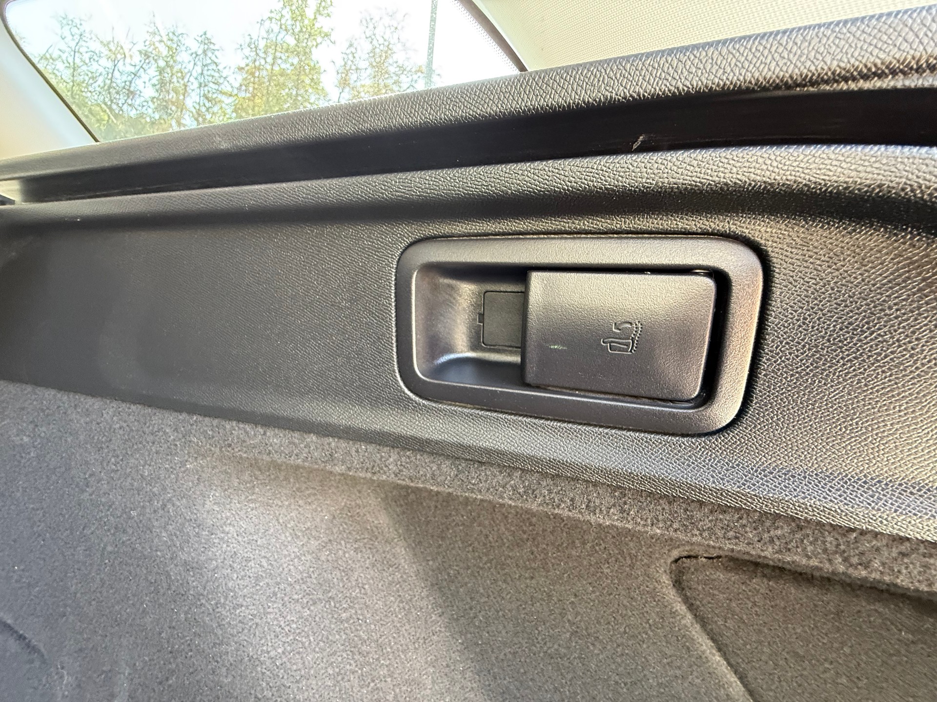 PEUGEOT 308 SW 1.5 BlueHDI Active Pack EAT8-image-11