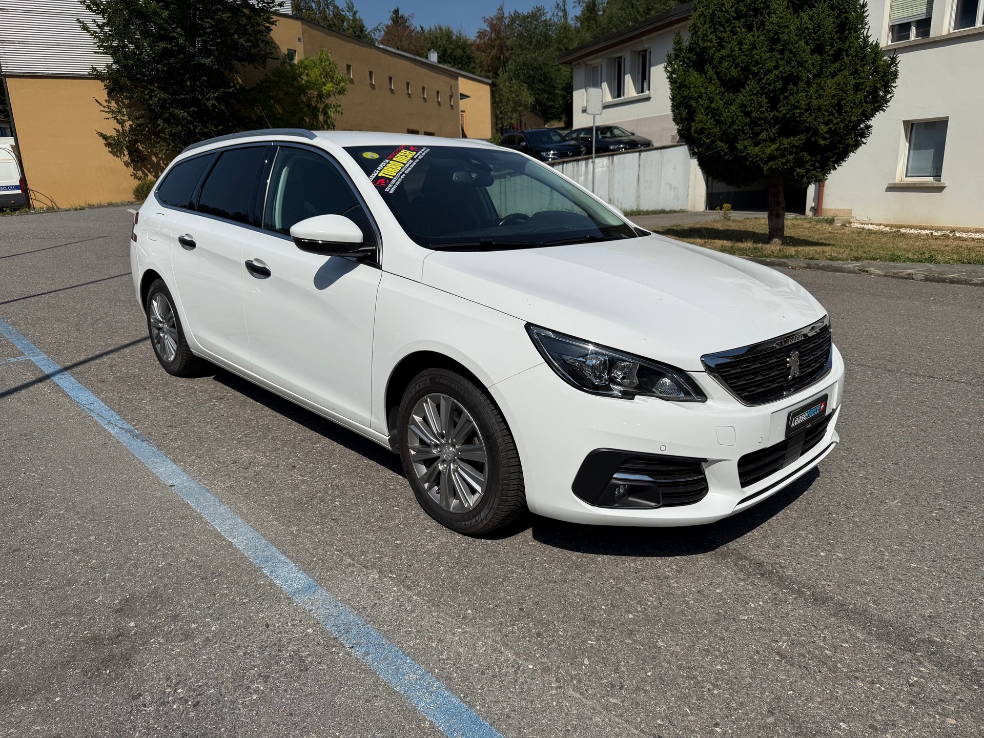 PEUGEOT 308 SW 1.5 BlueHDI Active Pack EAT8-image-7