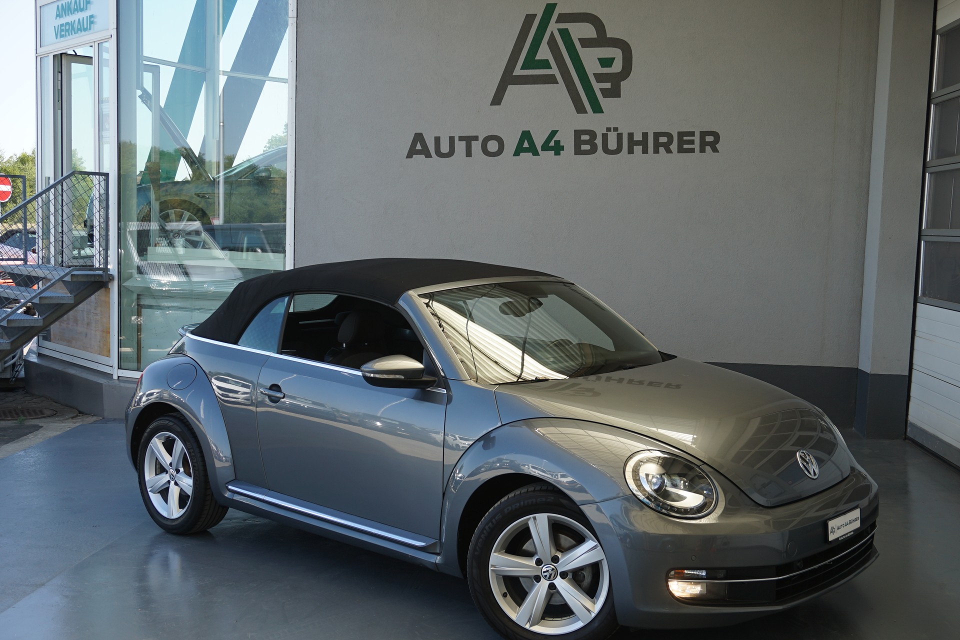 VW Beetle 1.2 TSI Design Cabriolet Automat-showroom-element-2
