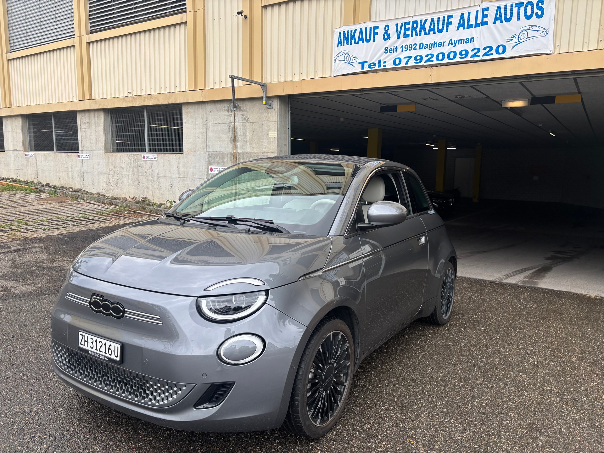 FIAT 500 C electric 87 kW La Prima-image-2