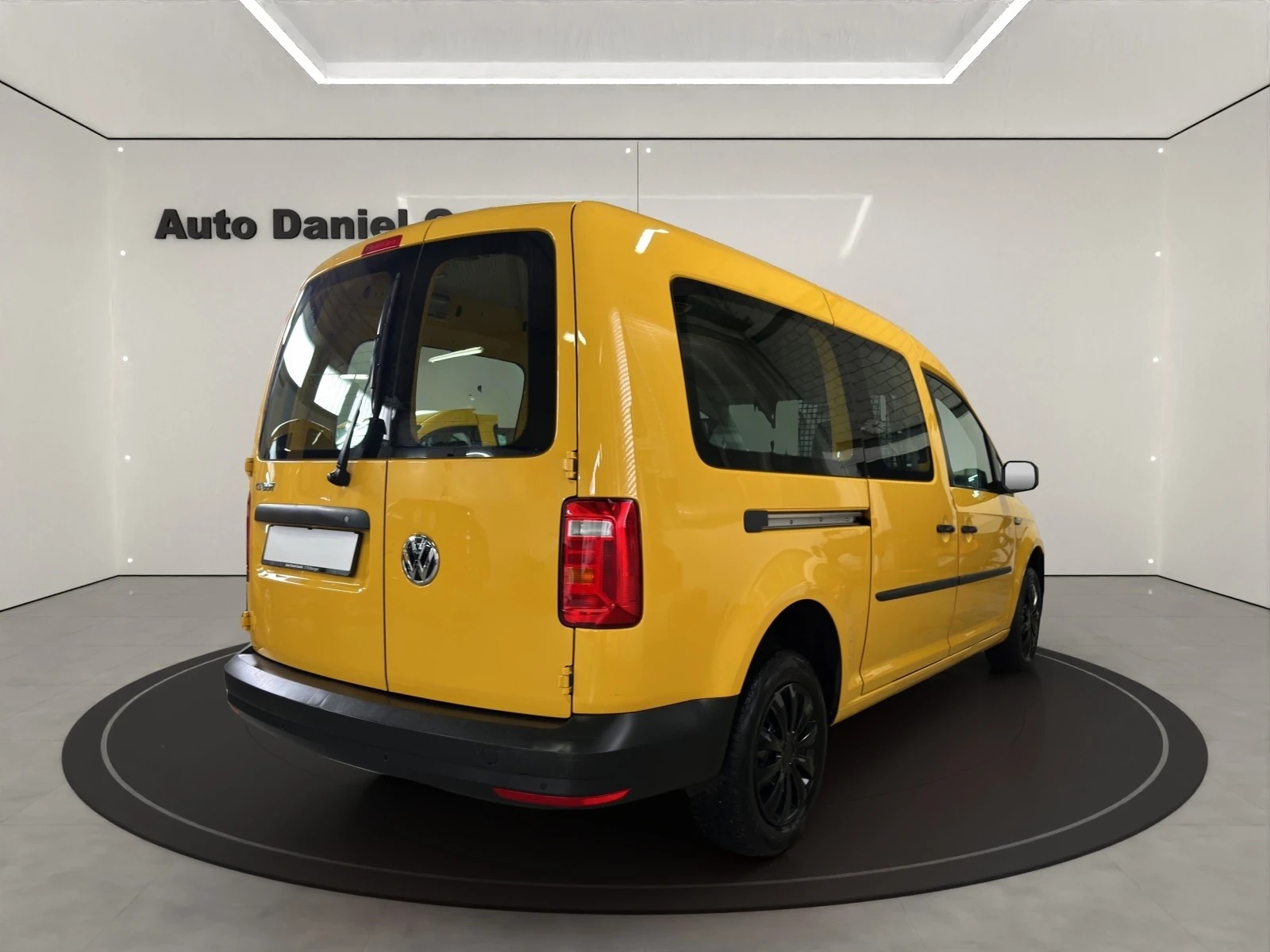 VW Caddy Maxi 1.4TSI BlueMotion Technology-showroom-element-3
