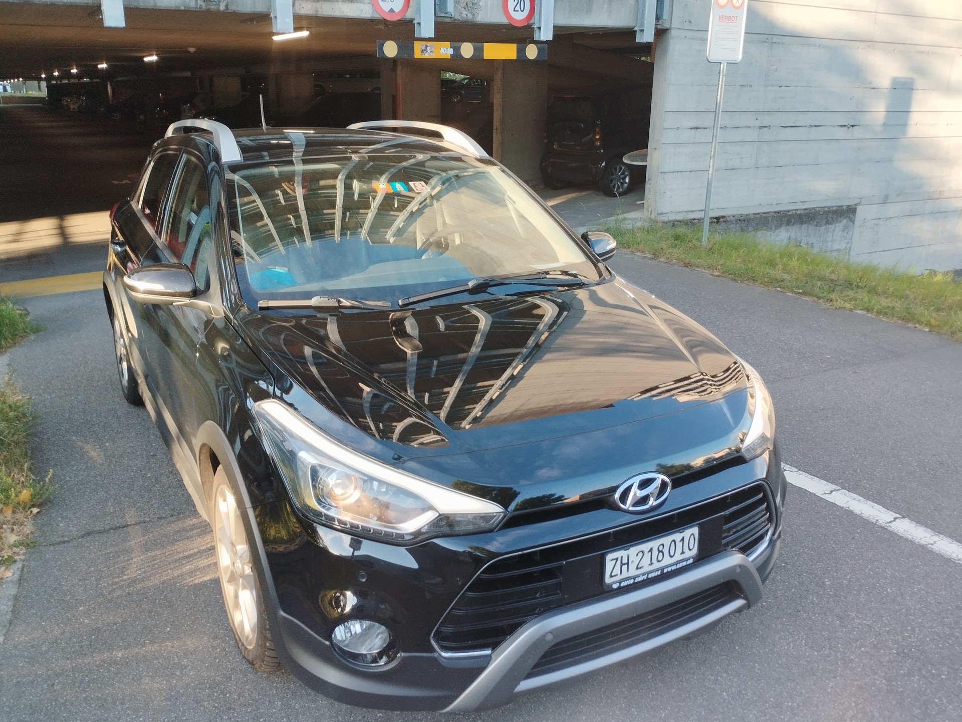 HYUNDAI 1.0 T-GDi 120 Amplia-image-1
