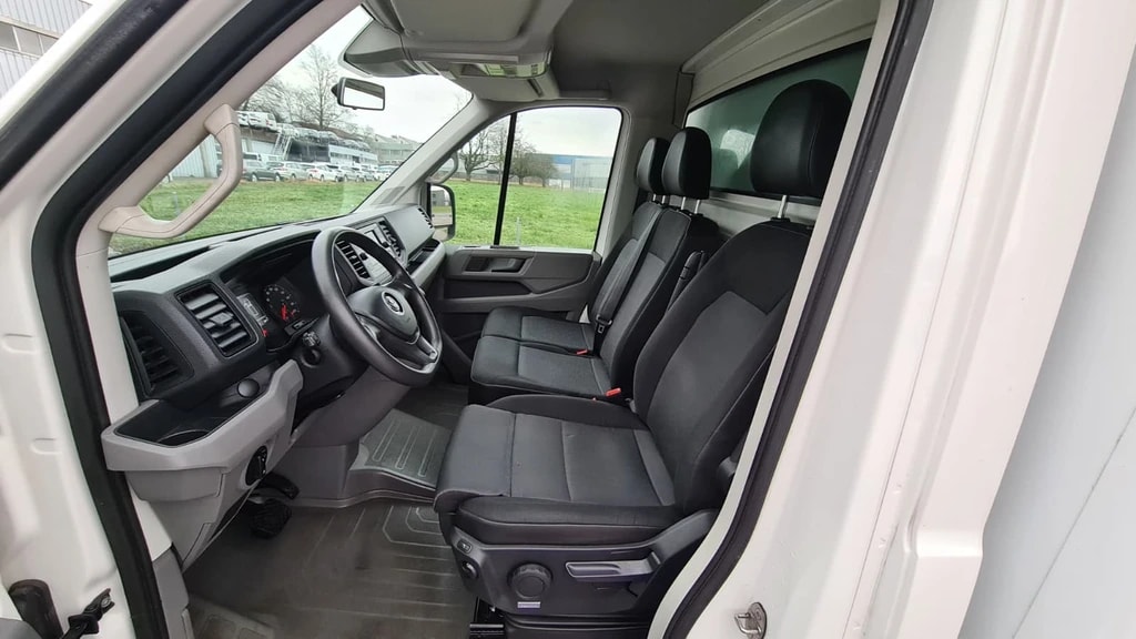 VW Crafter 35 2.0 TDI Koffer/Hebebuhne Champion L4 ** DSG -Automat ** 3-Plätzer ** RF-Kamera ** N.L 670 ** Frisch Ab Service **-image-11
