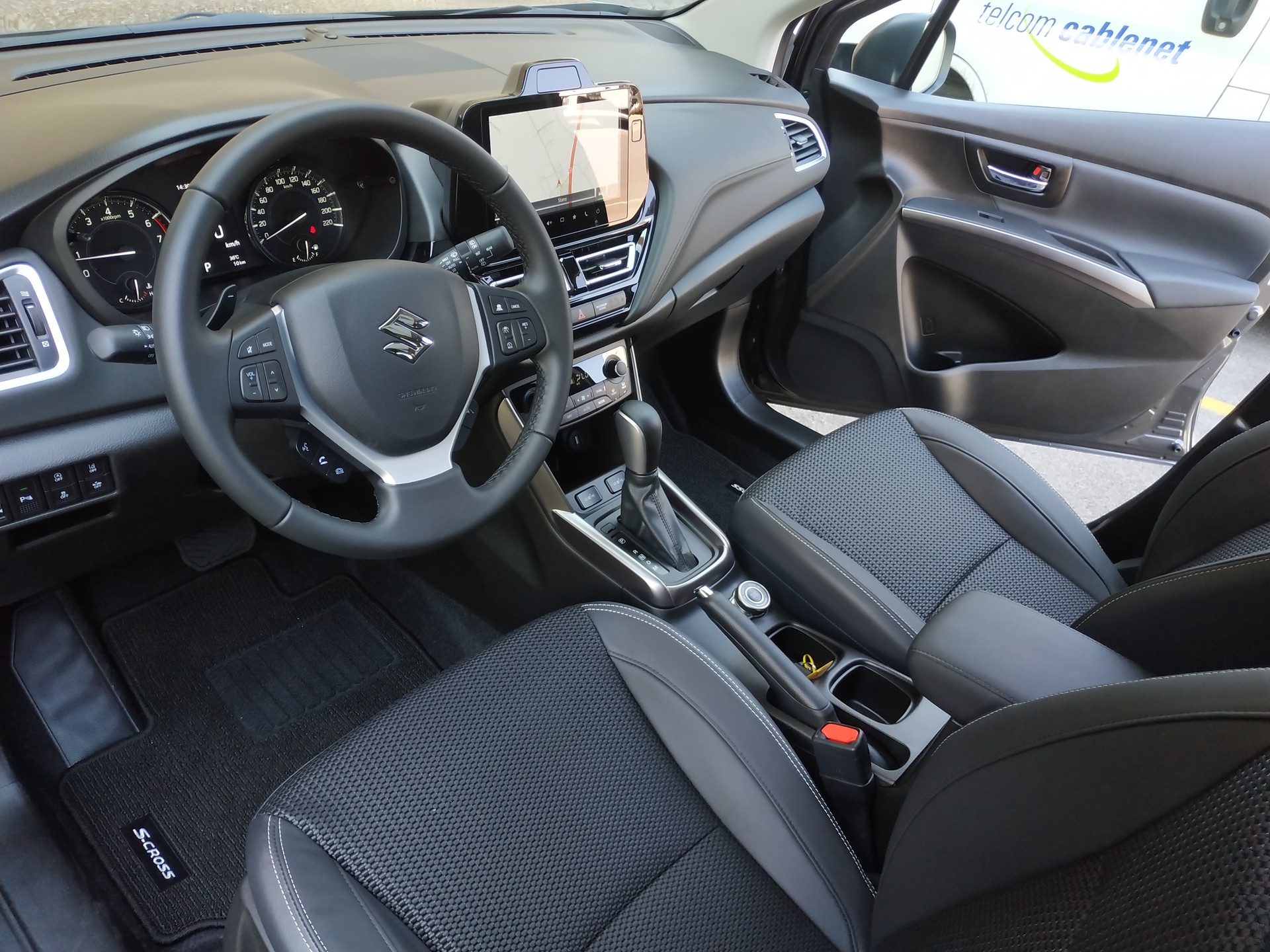 SUZUKI S-Cross 1.4 16V Compact Top MHD 4WD Automatic-image-9