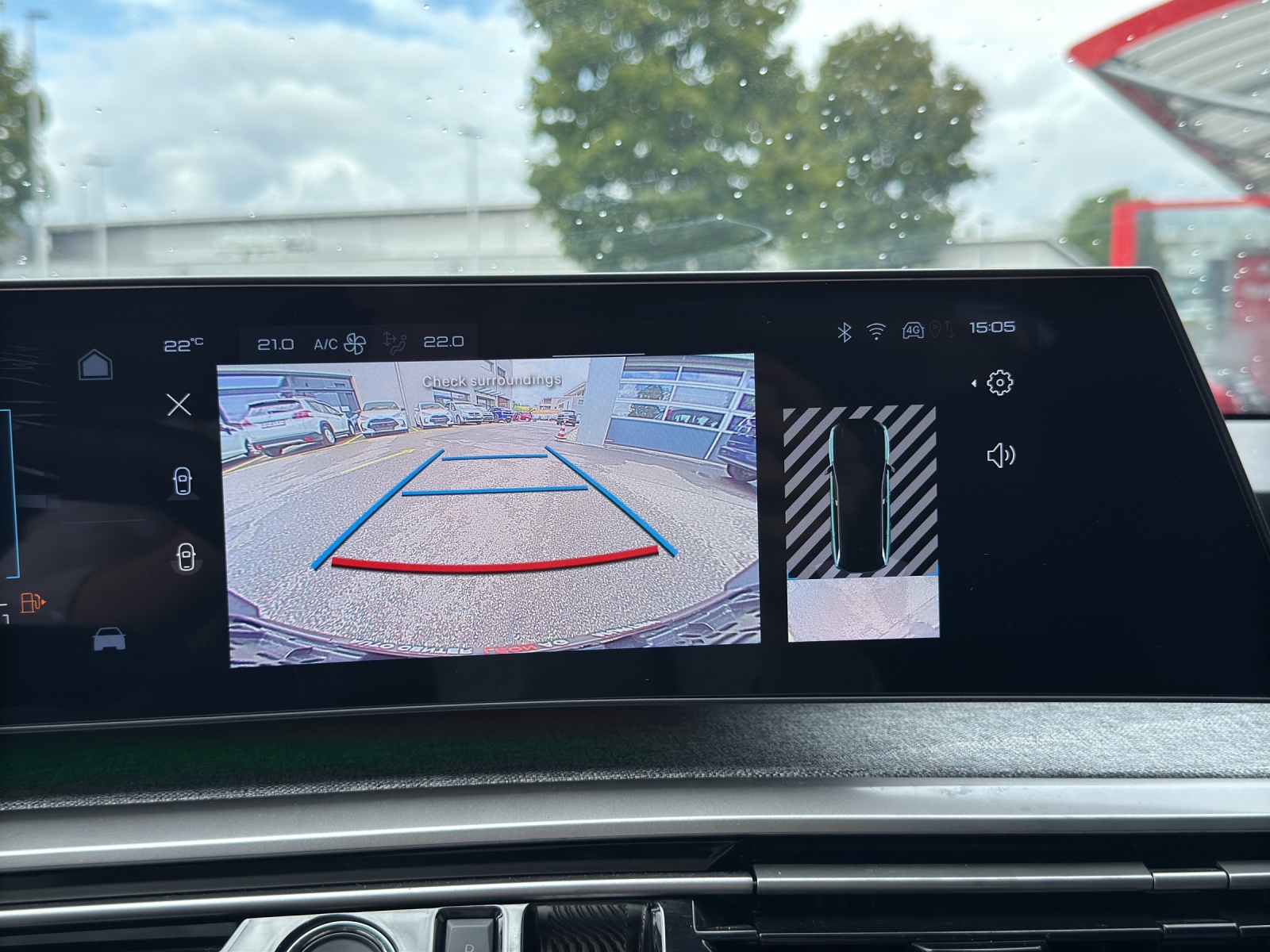 PEUGEOT 5008 145 Hybrid e-DCS6 Allure-image-29